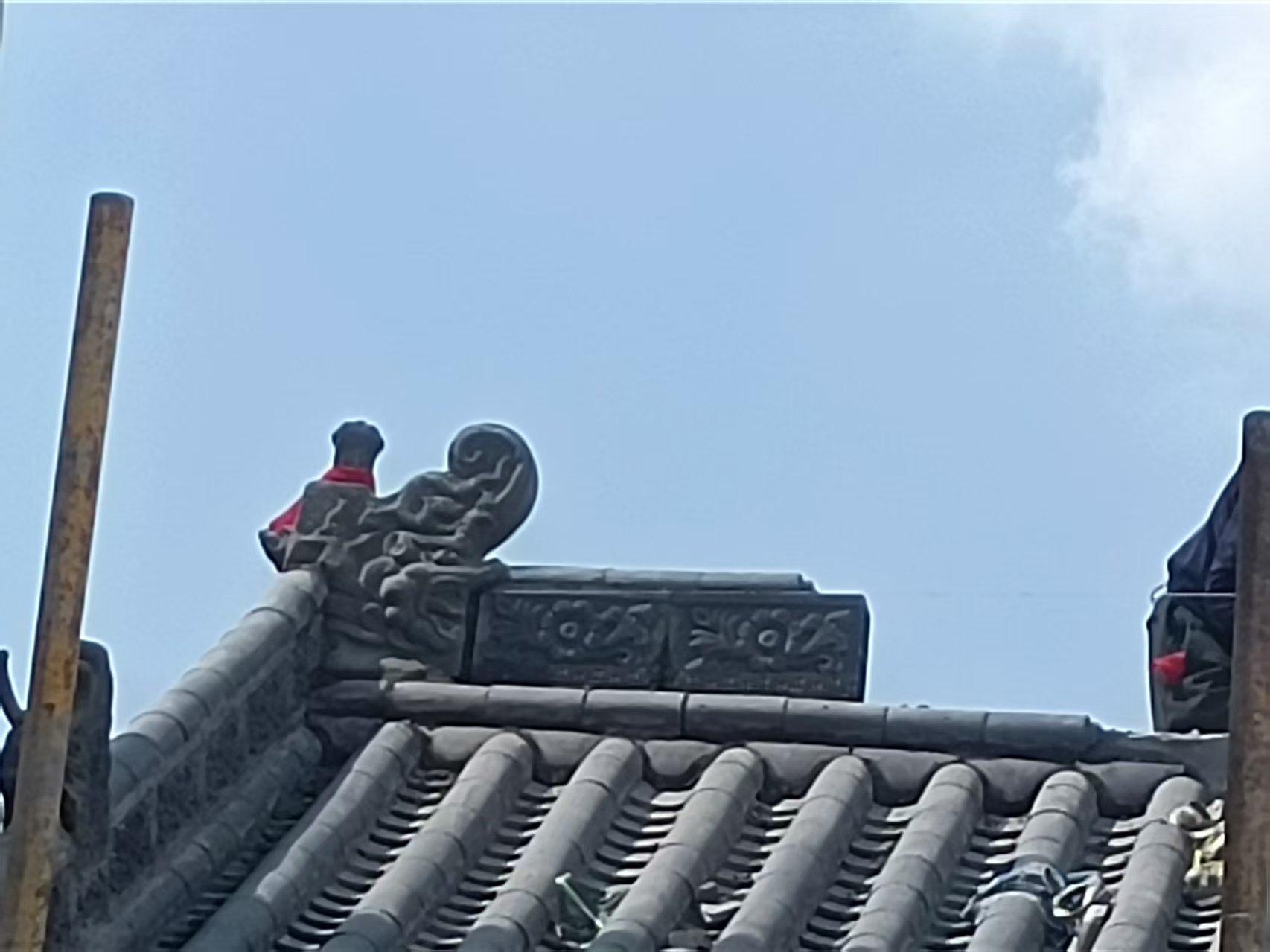 屋脊瓦檐 古建青砖青瓦木雕 飞檐翘角 飞檐 古建屋脊