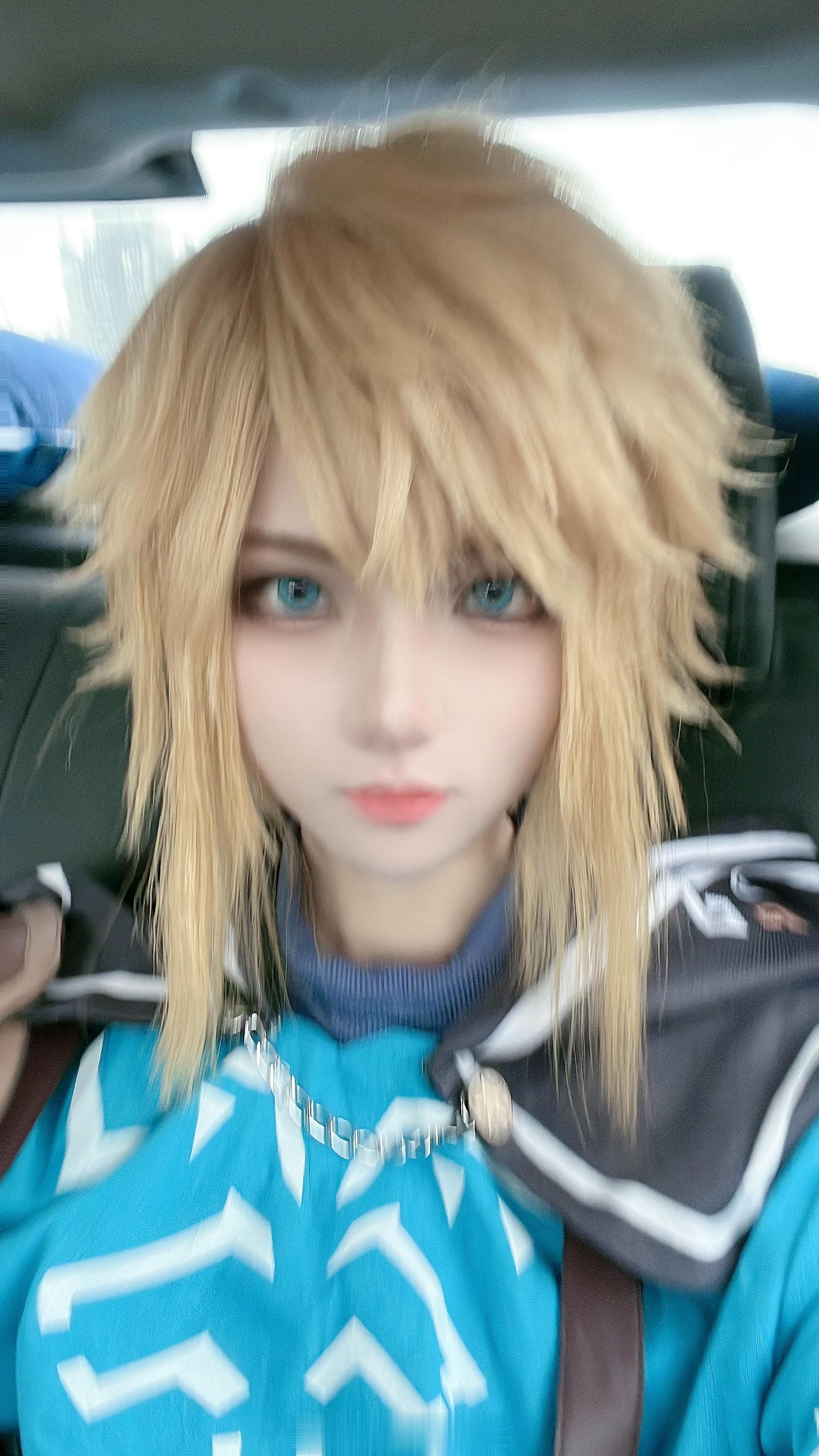 #萤火虫动漫游戏嘉年华#  #林克#           到咯！海利亚的勇士来也