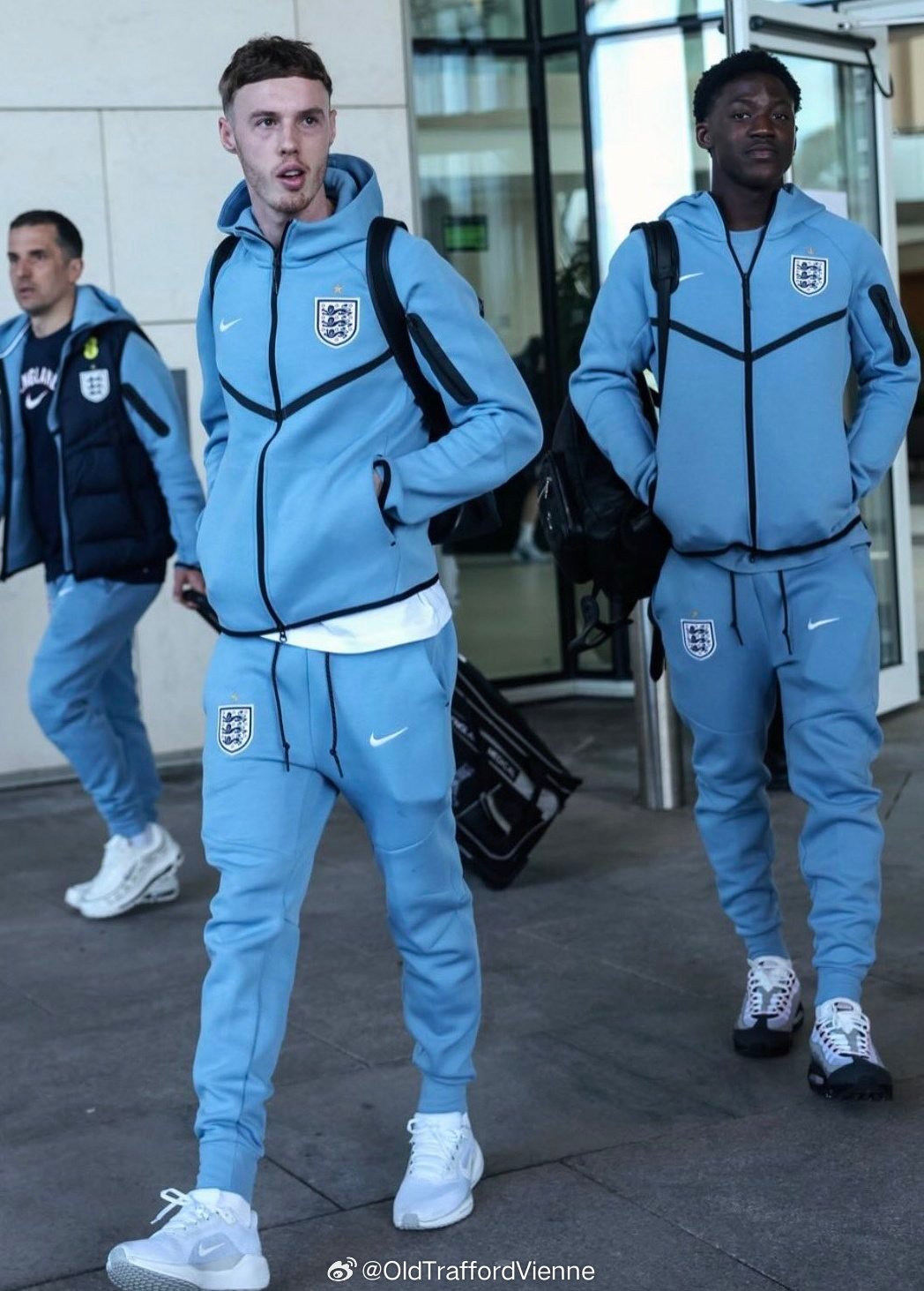 英格兰今晚比赛，梅努、马奎尔出战？ 