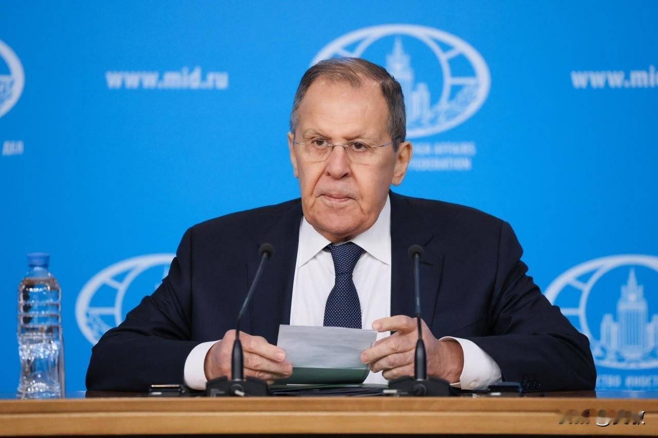 俄罗斯公开喊话中国
当地时间1月20日，俄罗斯再度公开示好中国！
俄罗斯外长拉夫