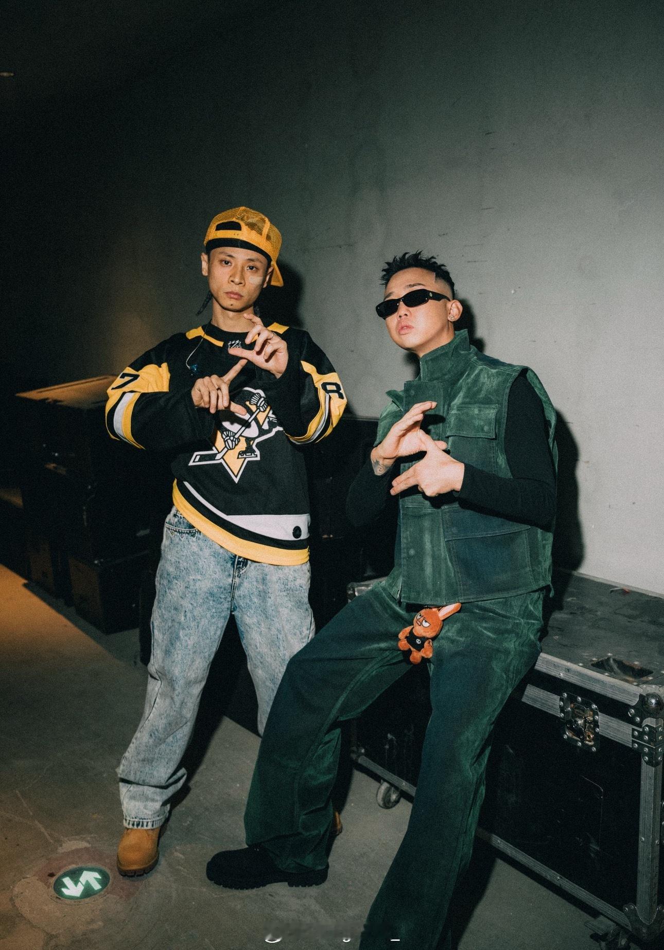 GAI和布瑞吉最新合影🔥重回LiveHouse！ 