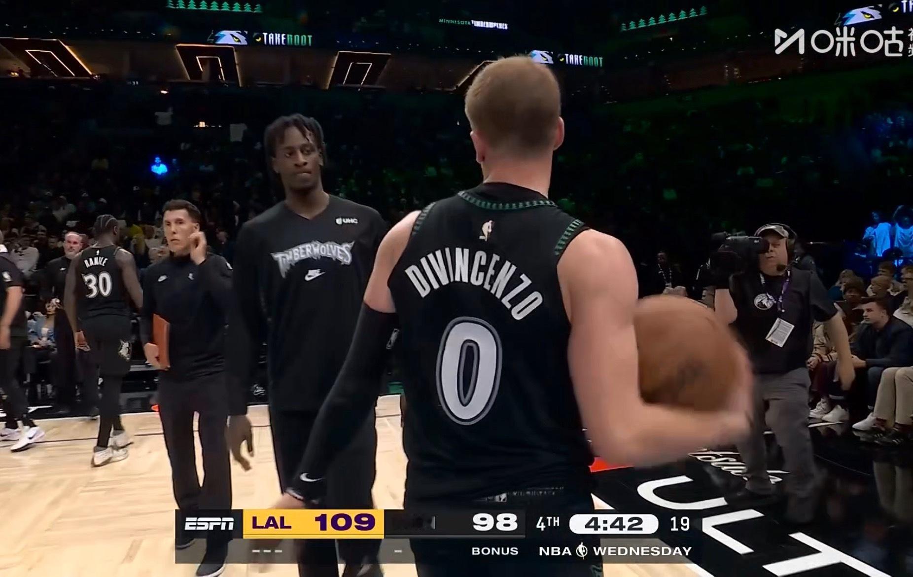 两字：守住！这局赢了可以吹一吹。 ​​​