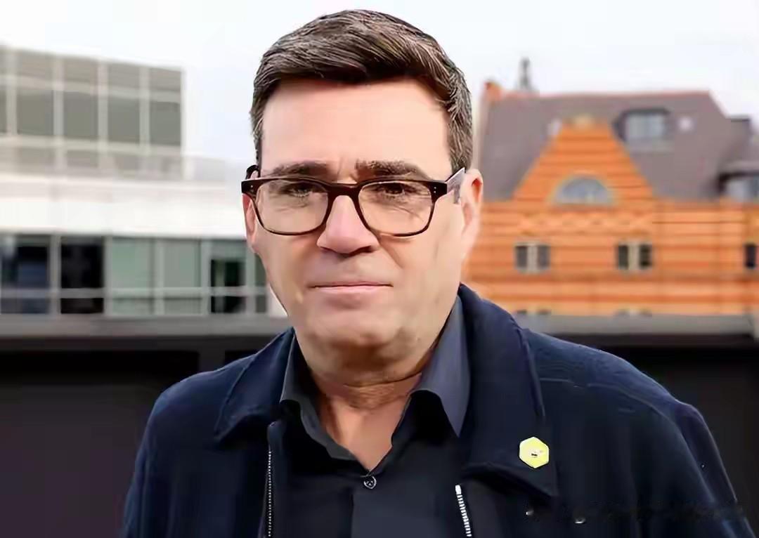 英国再度换相！十年第七任首相上台，中企钢厂遭遇强制国有化引热议
 
英国政坛再度