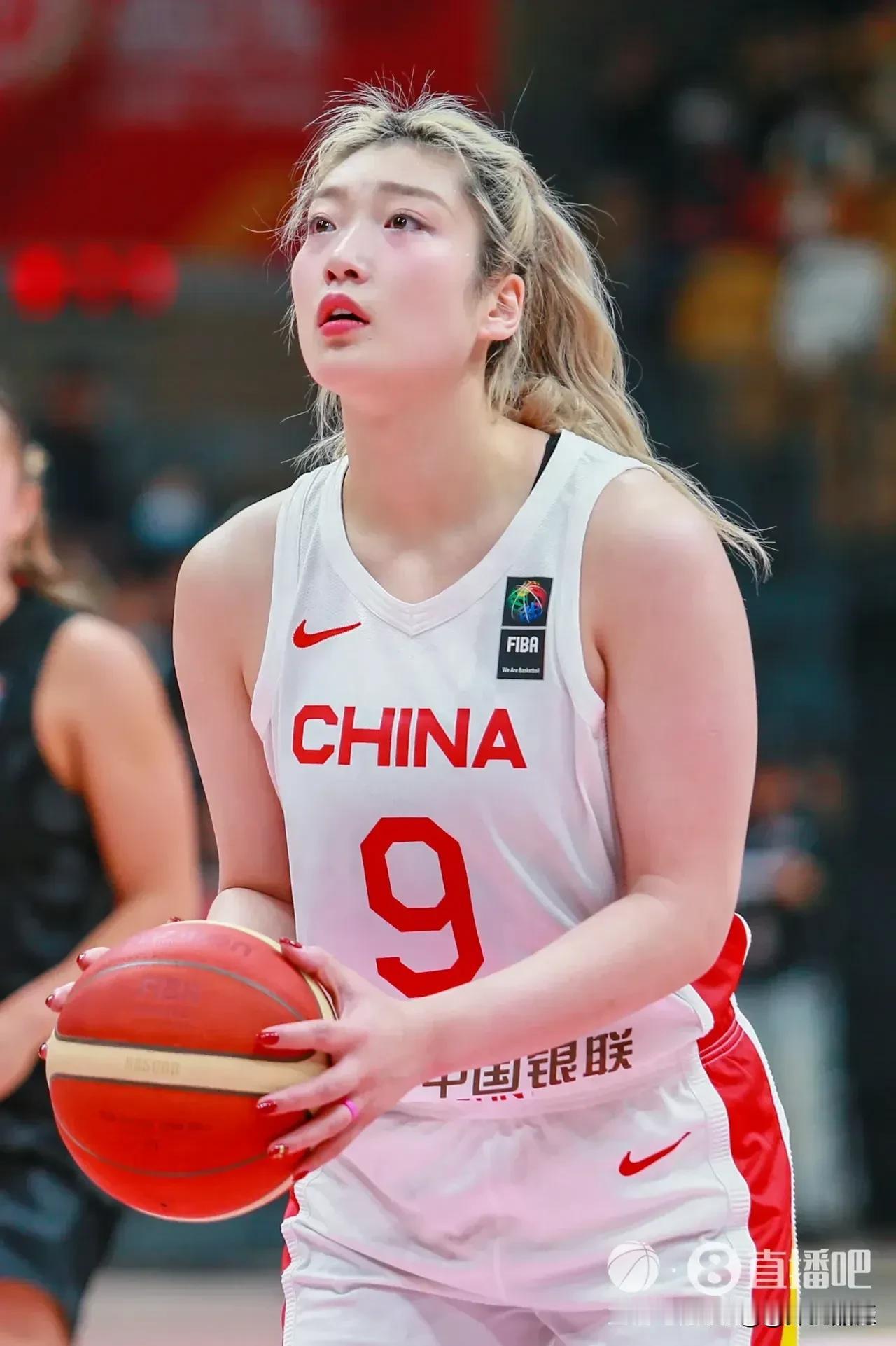 中国女篮今天傍晚以80-58战胜波多黎各，小组赛一胜两负，能否出线还要视其他赛果