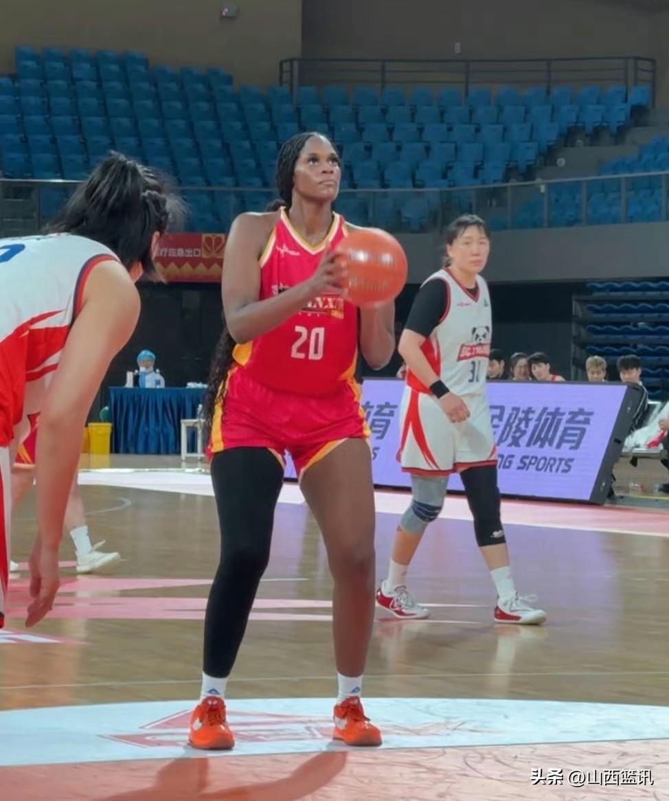 山西女篮胜四川女篮如此艰难原因何在？
今天晚上，山西竹叶青酒女篮89-84四川蜀