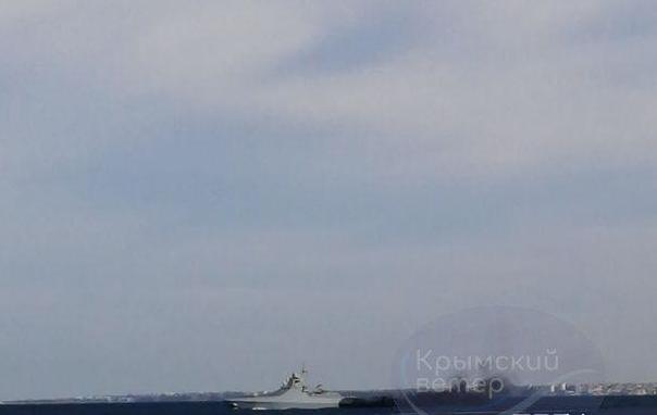 当地时间10月13日，俄罗斯黑海舰队母港塞瓦斯托波尔的一艘Buyan-M型216