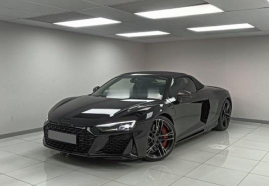 南非版奥迪R8，这是2024年上的牌，跑了三千公里，5.2V10发动机，四驱，说