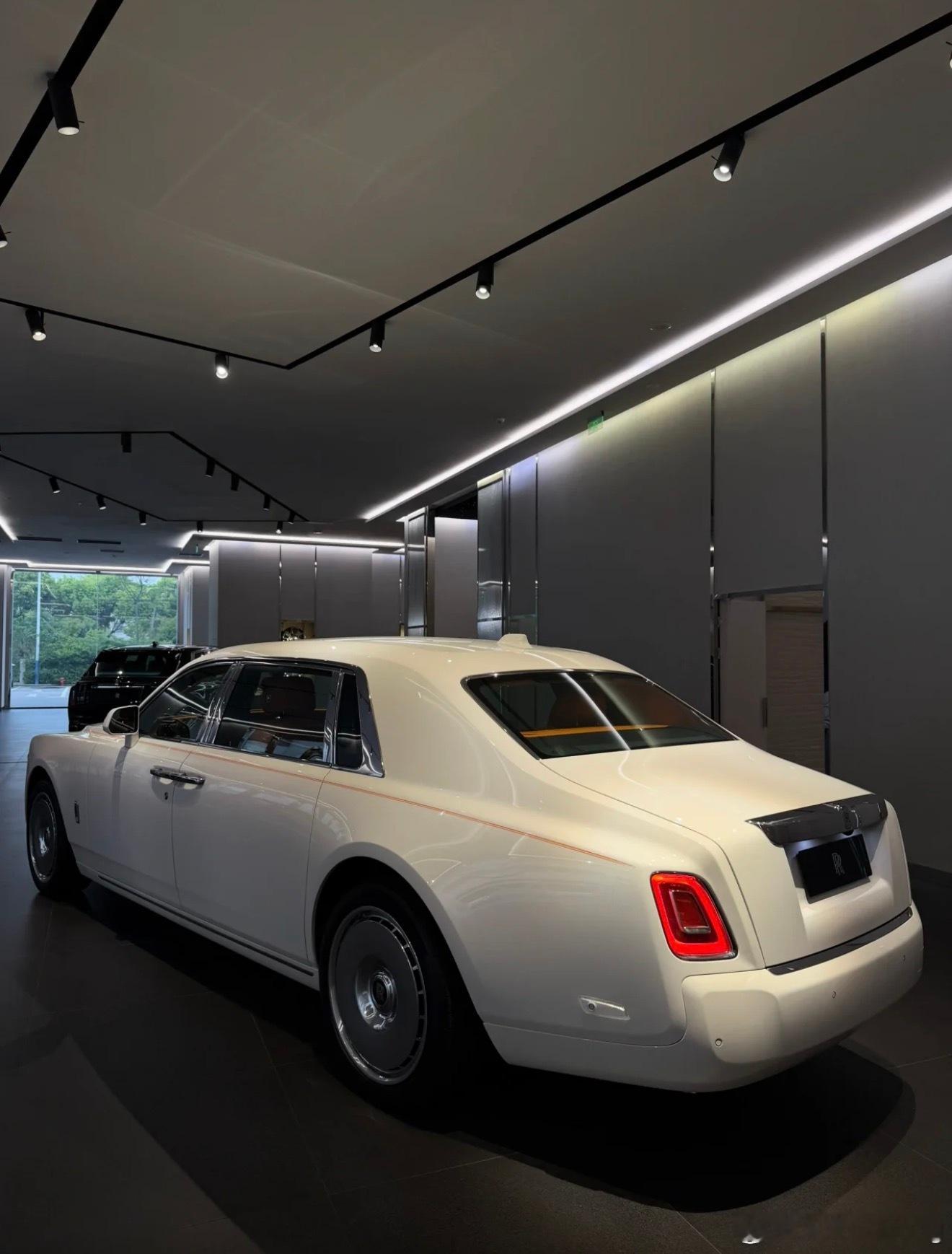 劳斯莱斯 幻影 老旧V12 