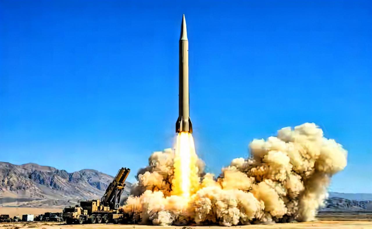 伊朗革命卫队打击美以 7 个空军基地、巴林亚马逊云计算中心，还宣称打击迪拜、巴黎