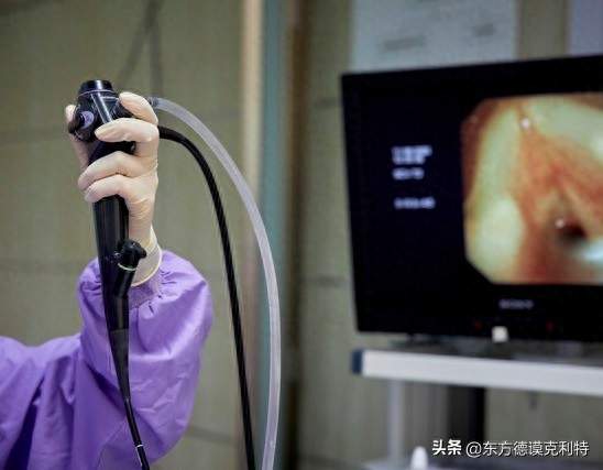 做普通胃镜到底有多难受？呕到眼泪直流，但痛真不是主要问题