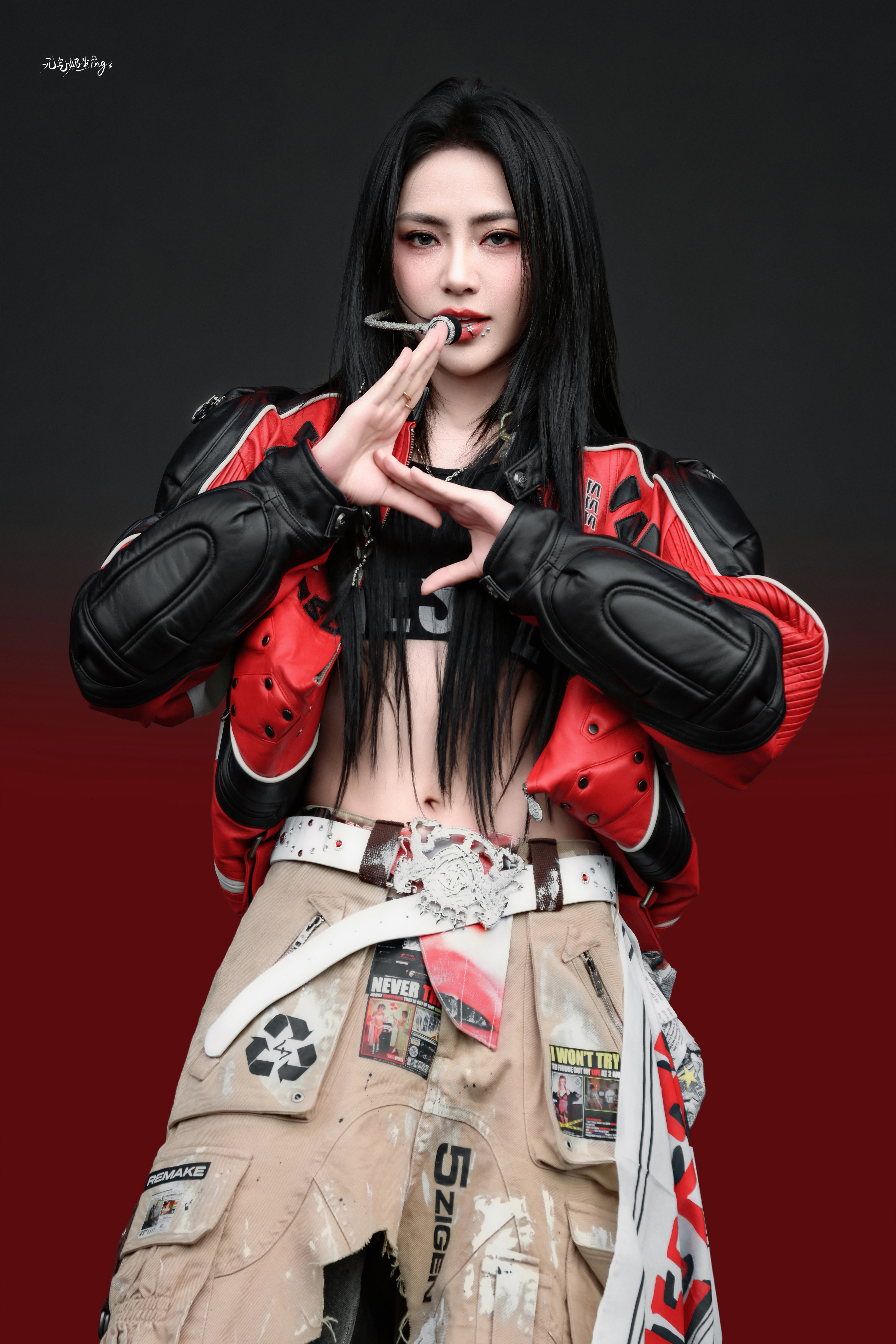 谢可寅太湖湾音乐节舞台 太湖湾音乐节舞台上就是这个正宗的爱豆味～[不愧是你]每个
