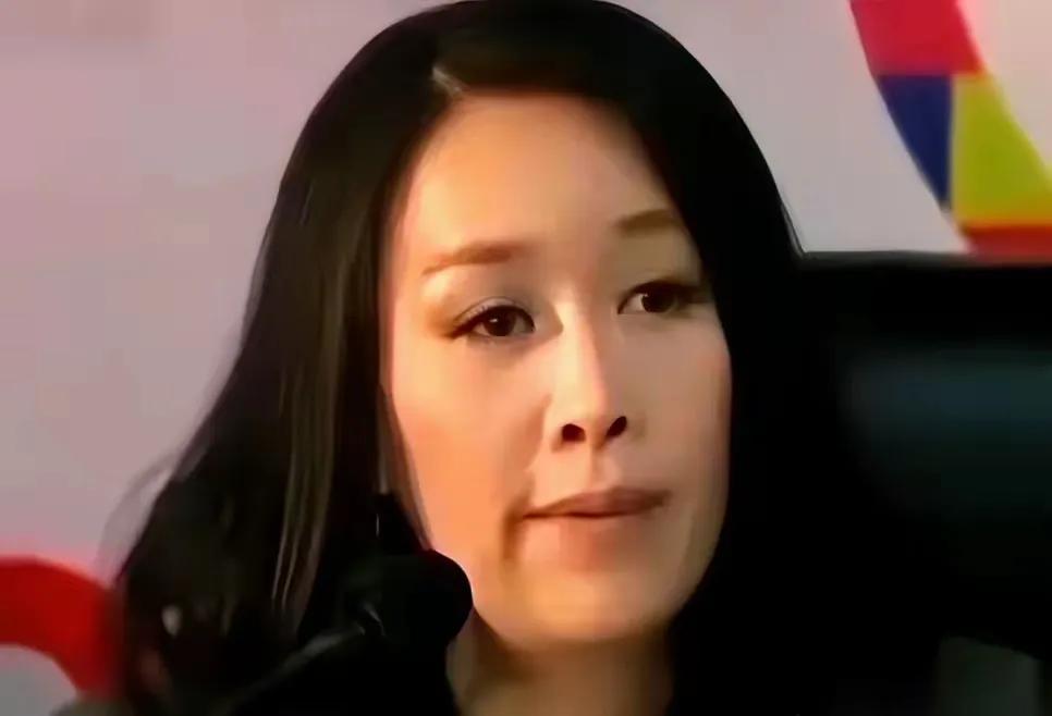 最狠的报复是啥？
从不是大哭大闹，不是发朋友圈骂街，更不是找人去撕。

你看看那