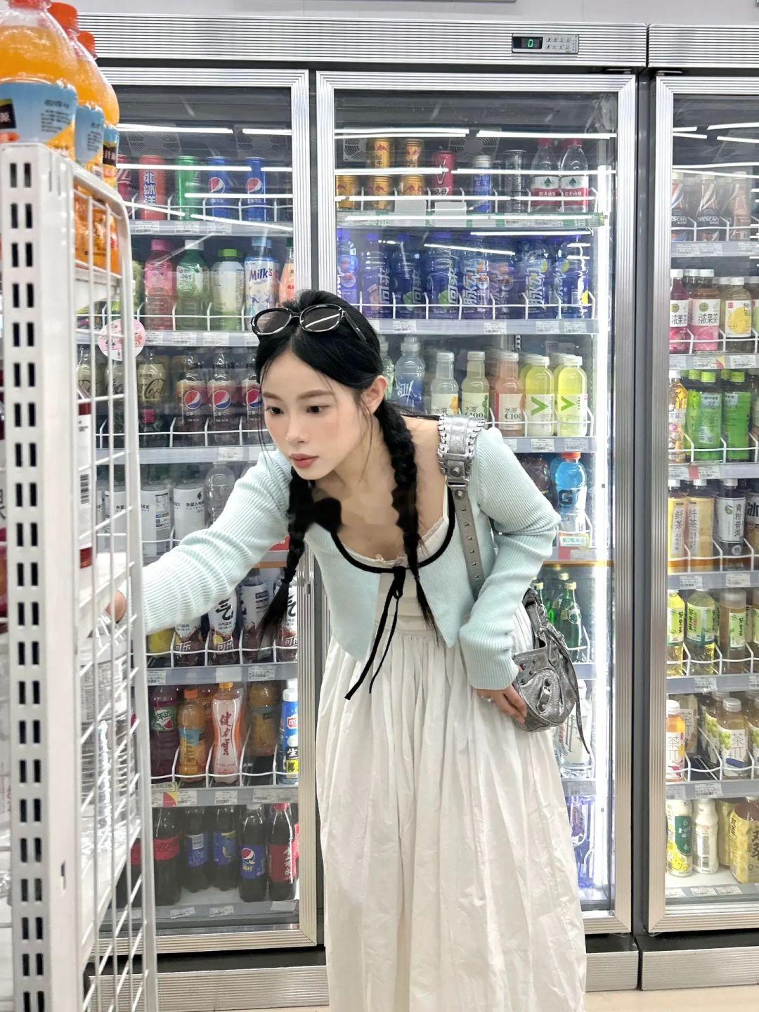 便利店拍照🏪