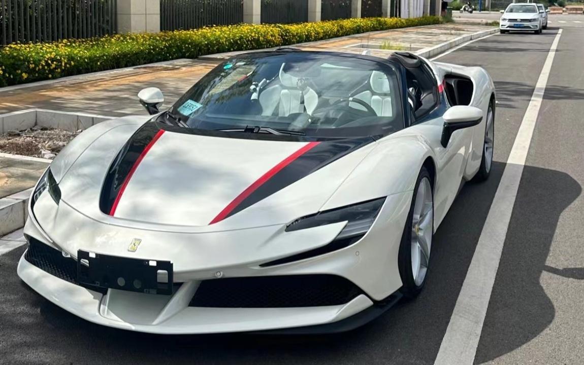 早安！[你好]法拉利 SF90 Spider Atelier目前暂未上牌，130