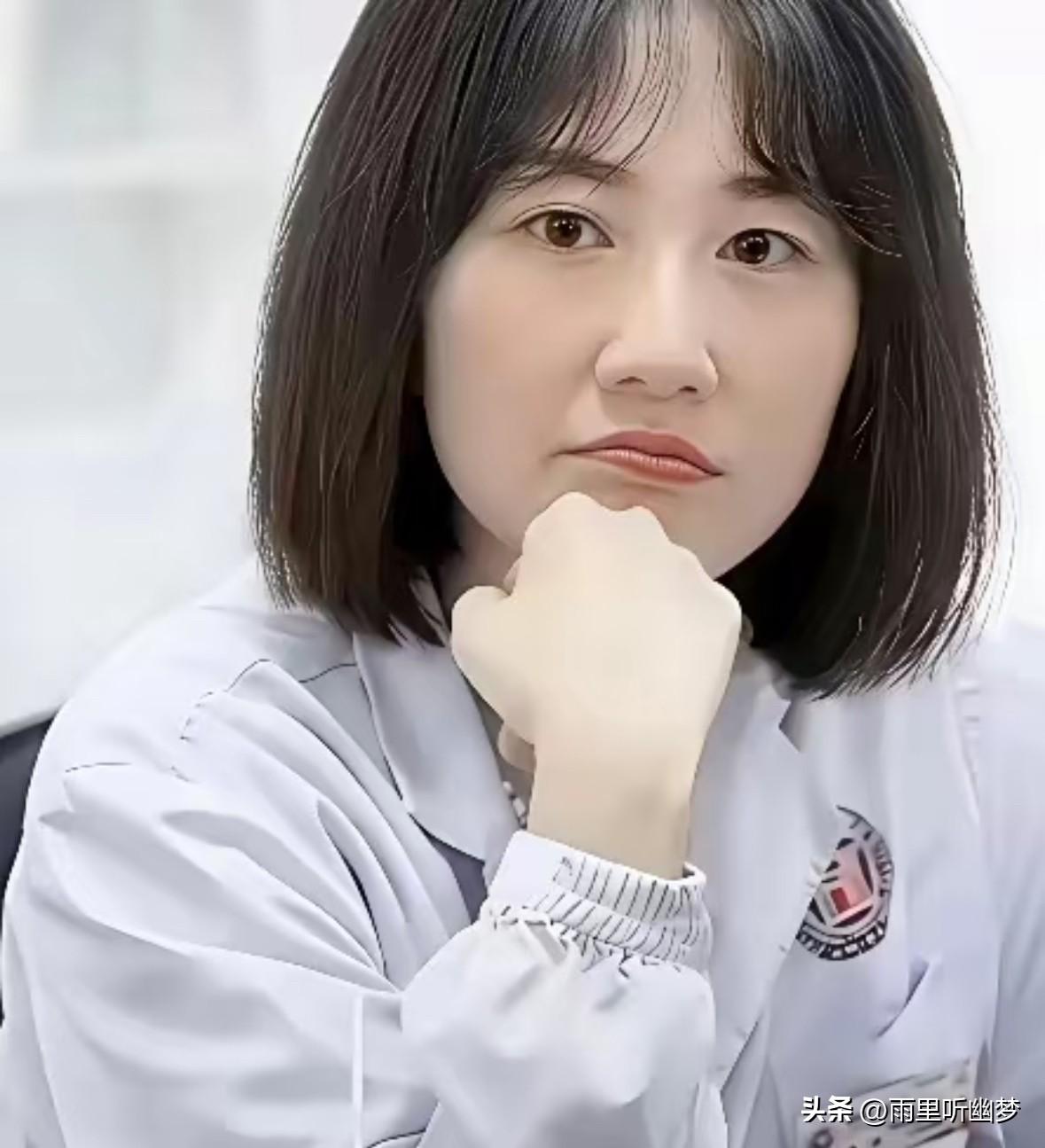 谁不爱曾琦这样的女人？45岁，中南大学博士，主任医师，硕士生导师，病人说她手到病