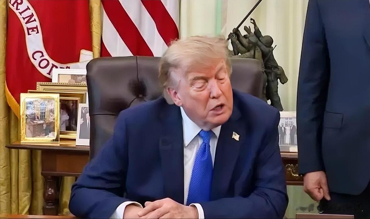 记者:“泽连斯基说，乌克兰迫切需要远程导弹或爱国者导弹系统。你会考虑提供这些武器