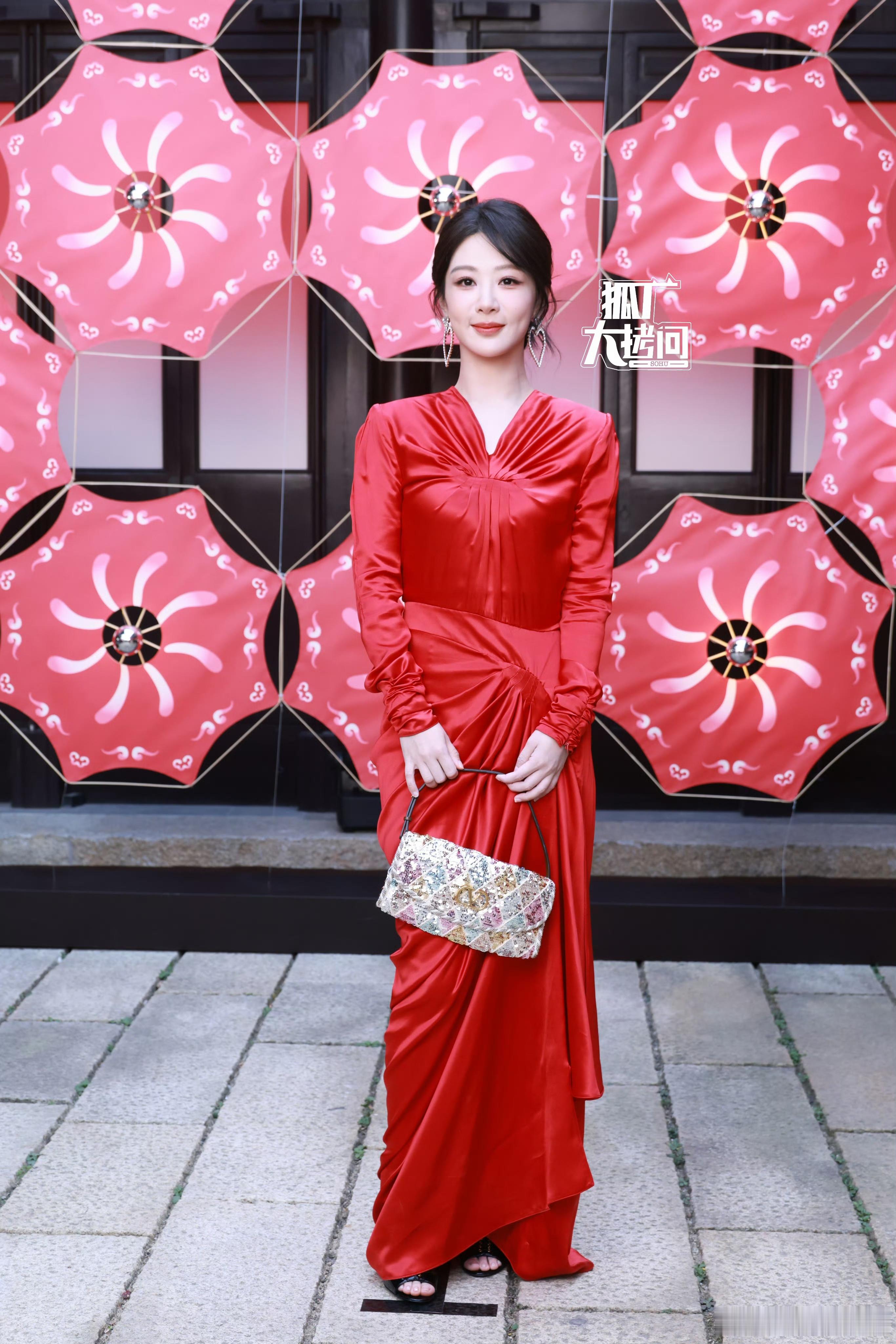 华伦这个风格，穿不好真很土吧 