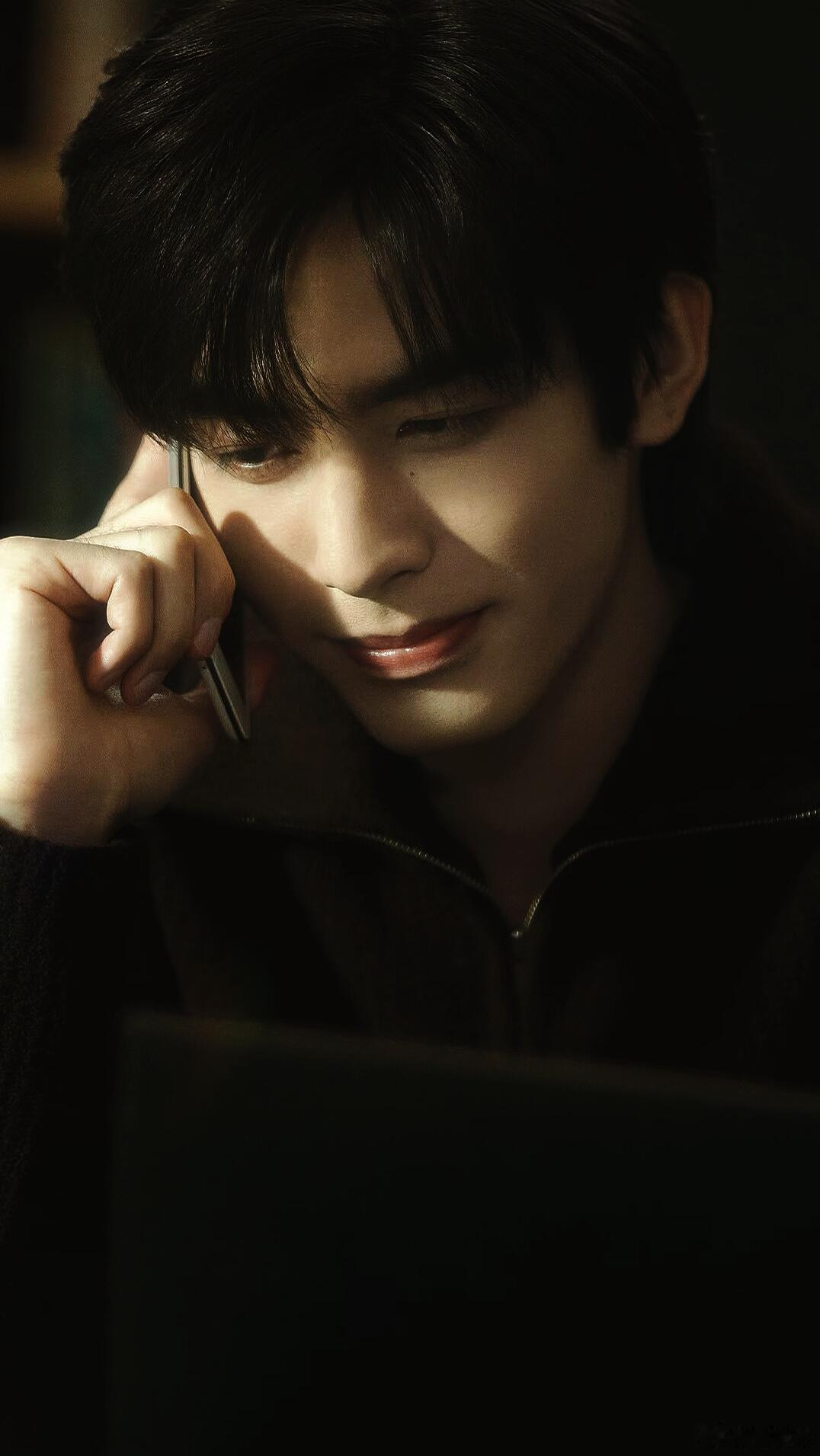 宋威龙林屿森人生角色加一 三演三爆不是偶然！元宋的挑眉杀成经典，凌霄的泪光戏共情