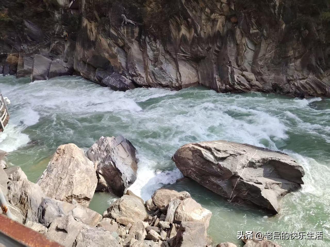 分享一张今天的照片吧金沙江壮观的险滩金沙江观景 金沙江断崖 金沙江源 金沙江左岸