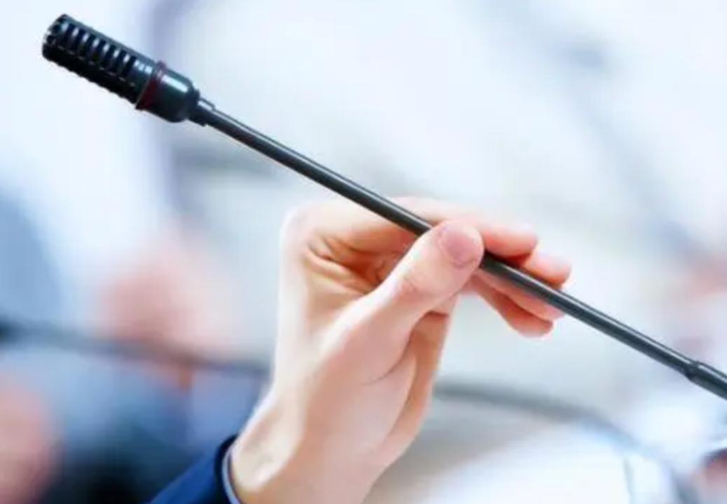 央企干部醉酒被拒绝登机 施压机组，导致航班延误，被群众举报，现在，中国航空器材集