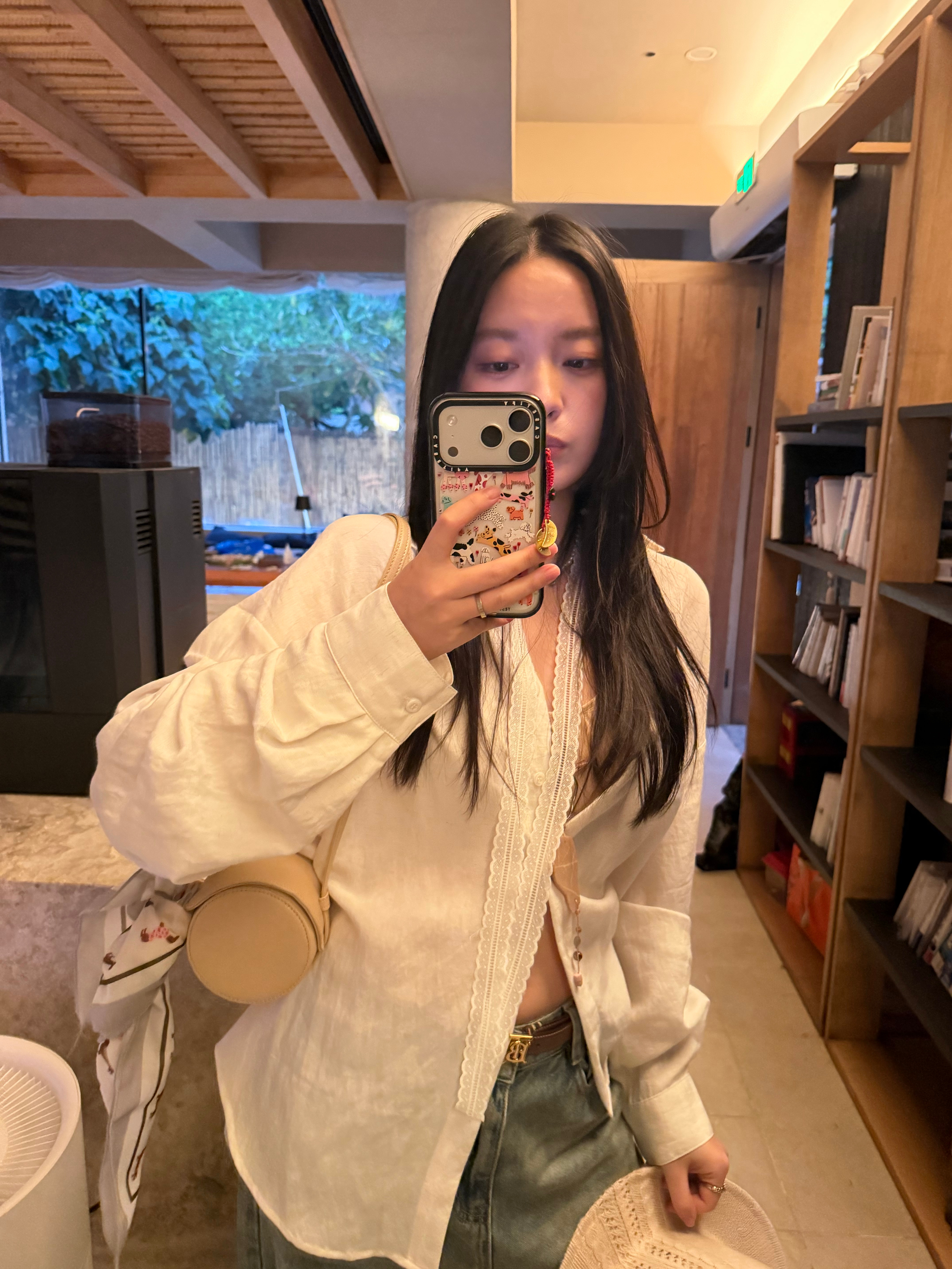 姐妹们，店铺🔗还在更新中～预览已出 ➕🛒  ～先看看这款含麻衬衫 出了两色 