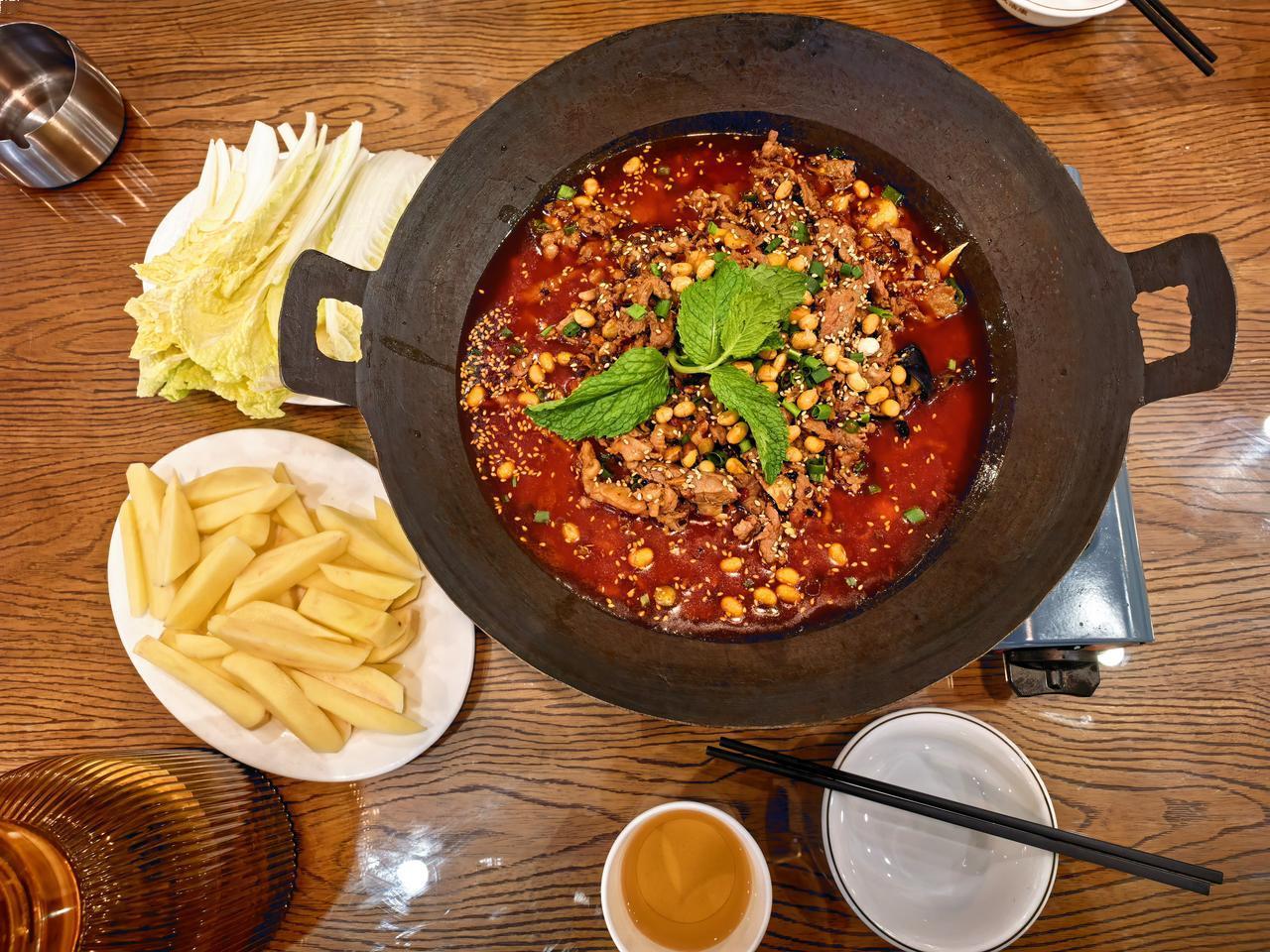 分享生活中美食简餐一一牛肉小火锅