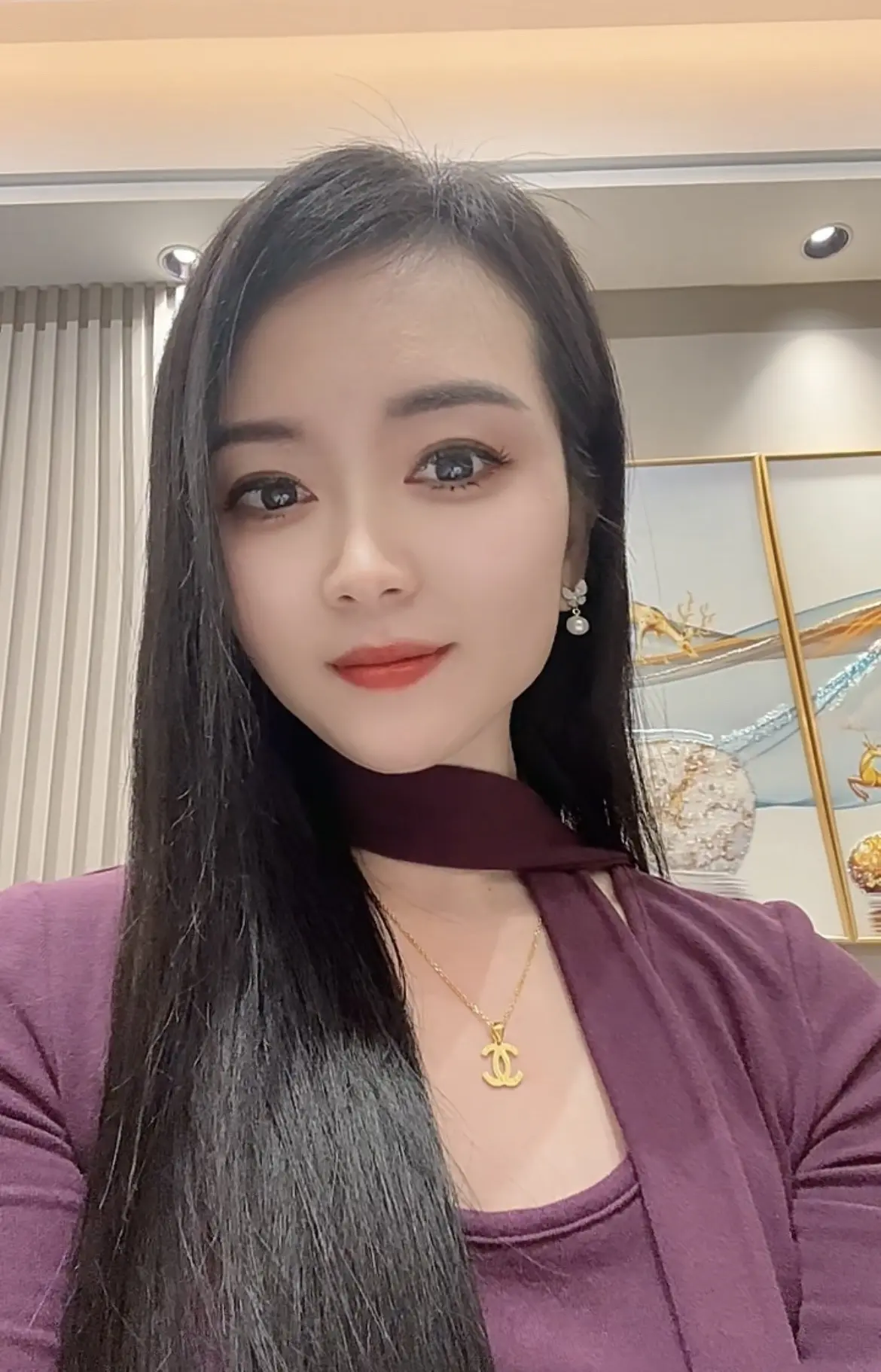 一定要很优秀吗，我就很普通。我与岁月一样，言不由衷;岁月与我一样，说来...