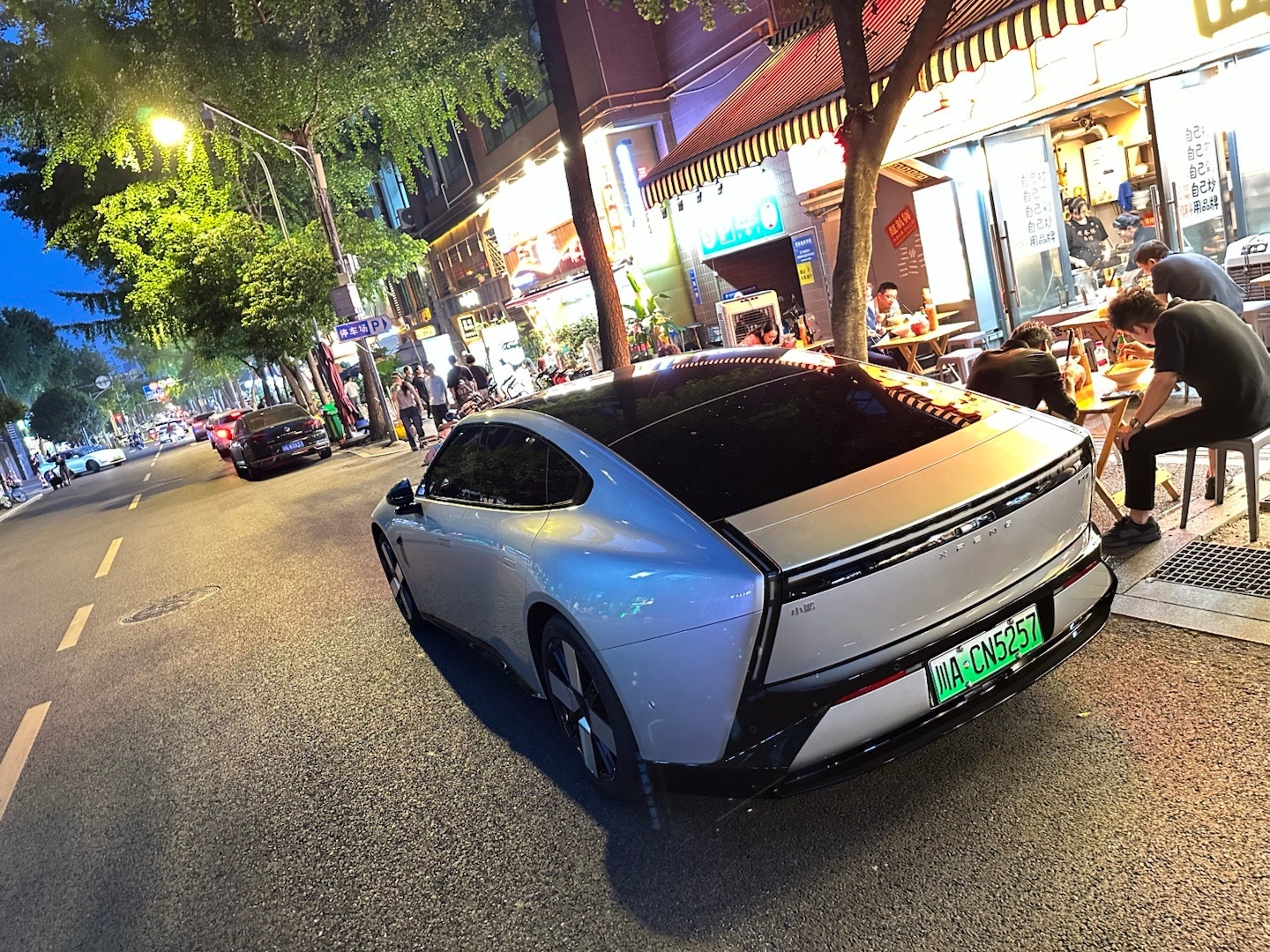 新小鹏P7交车好快啊 ​​​