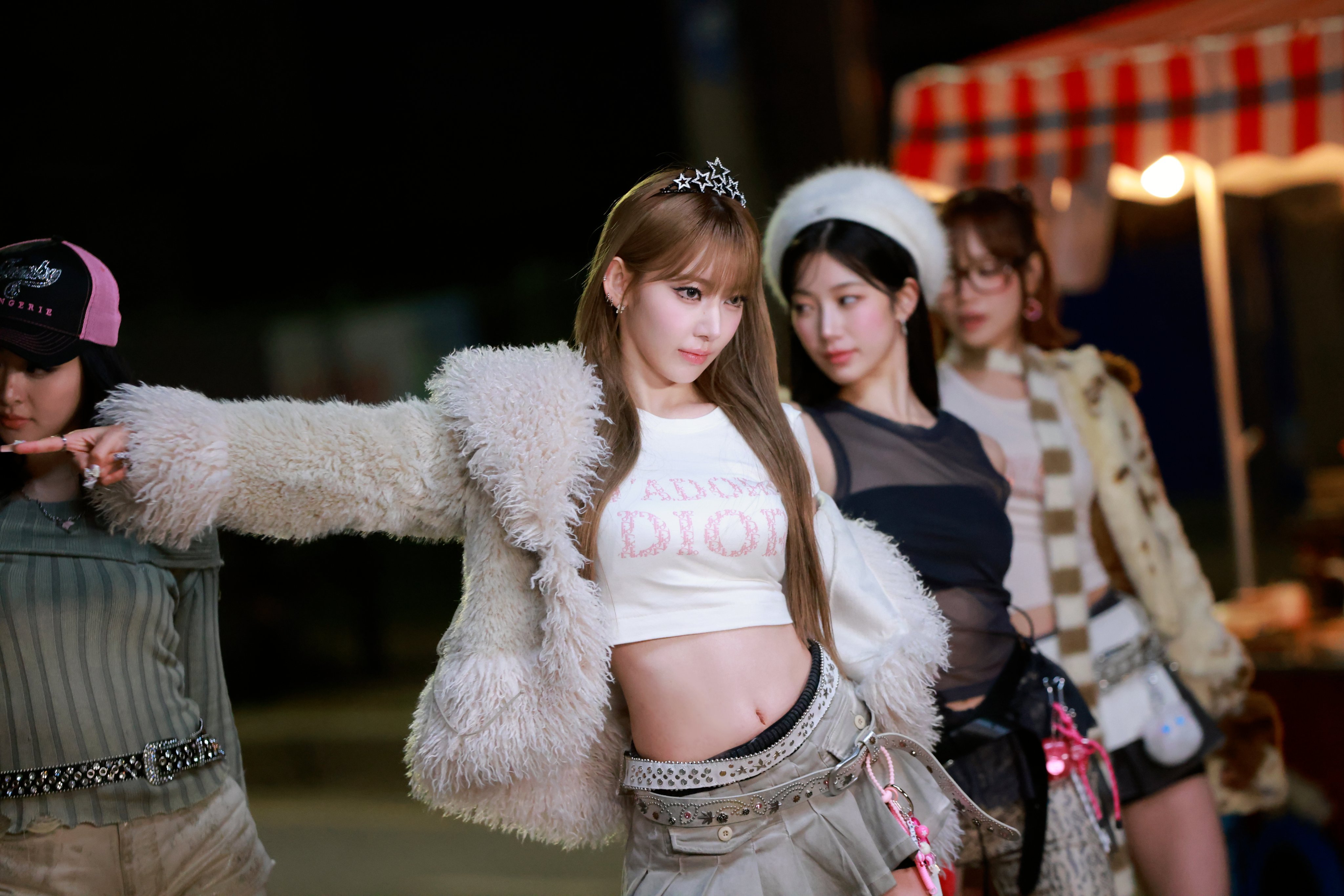 LE SSERAFIM 日本3rdシングル 'CRAZY'Official MV