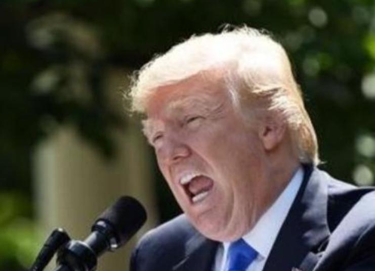 特朗普曾公开放话，若中国解放台湾，他就下令轰炸北京。这番言论看似嚣张跋扈，实则只