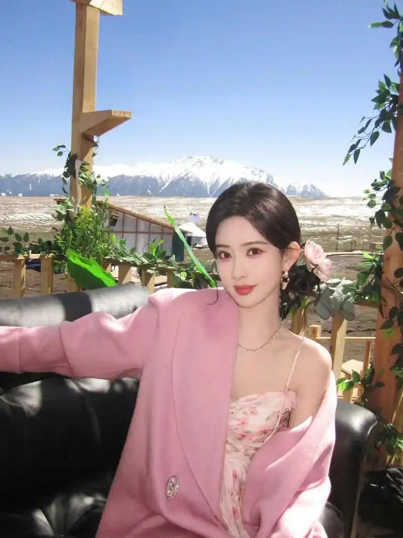 你们认识孟子义吗？她是演技派校花，却为何在娱乐圈难以大火？
近年来，演员孟子义因