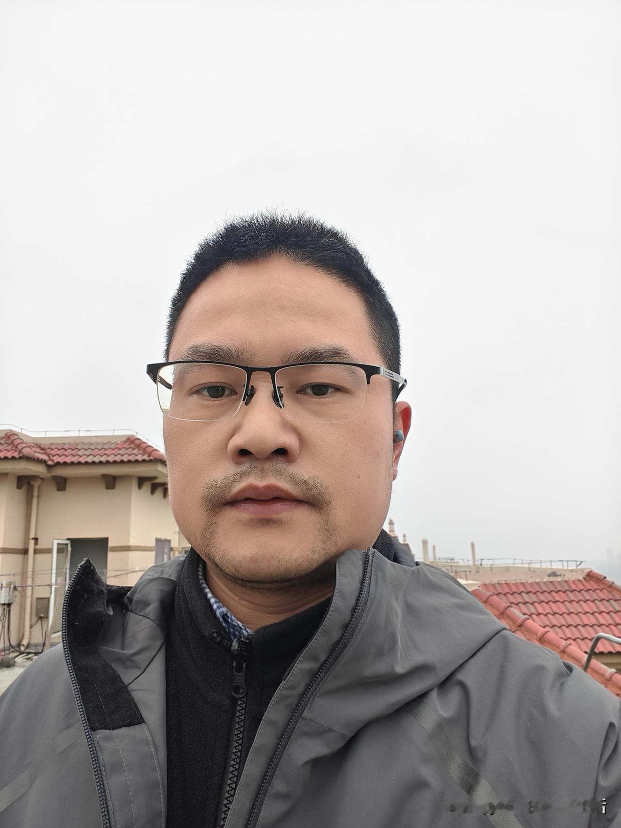 每日锻炼不能停，40年了 道理都懂，就是第一次开始执行，不在乎别人眼光，只在乎自