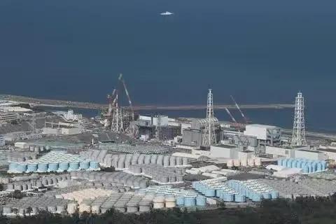 二战，日本用的是枪炮在对世界人民犯罪，现在，日本换了一种手段，那就是使用核污染水