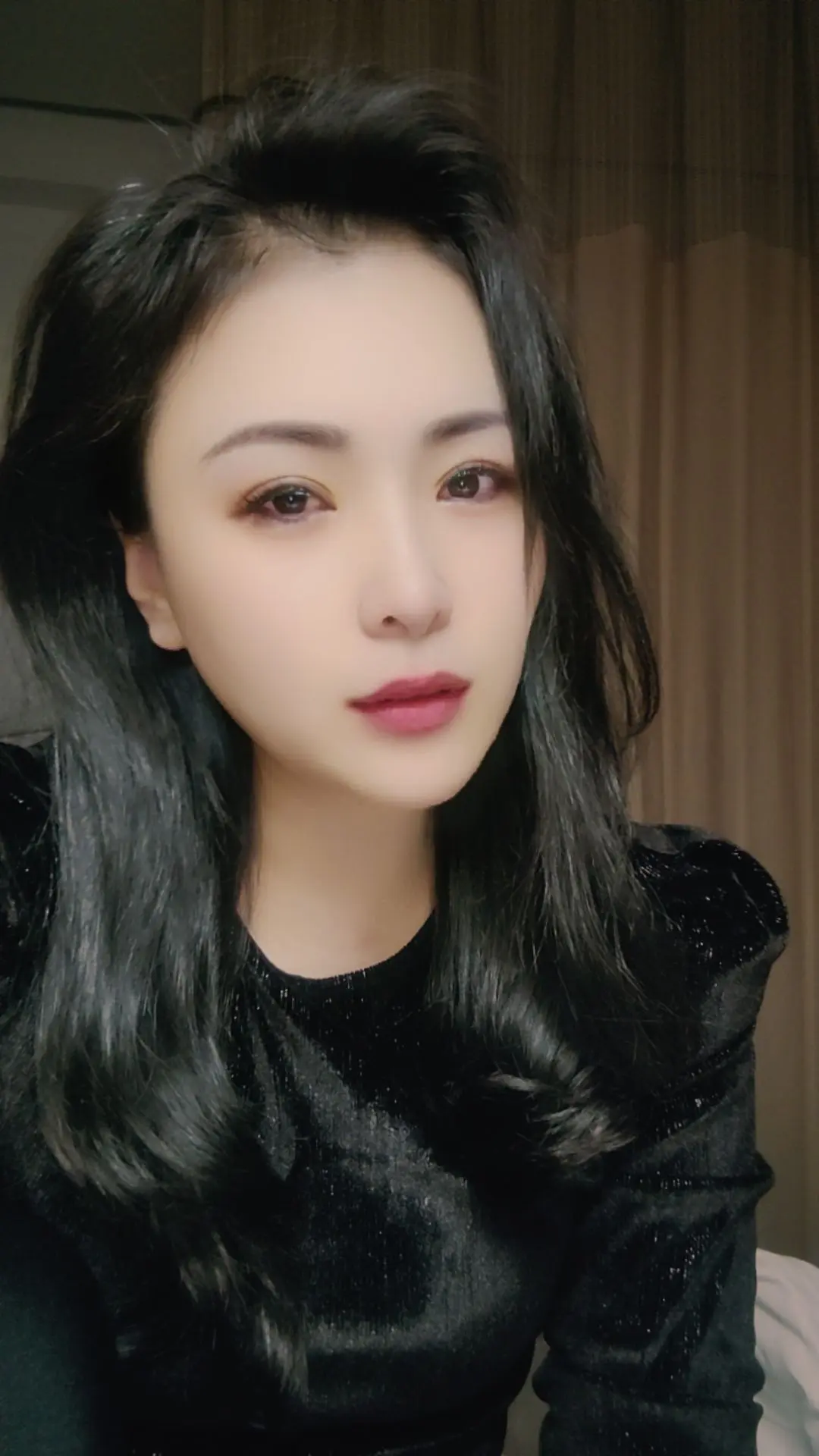 是解药也是毒药，不断的精神内耗，躯体化症状让我失去了对生活的憧憬，希望...