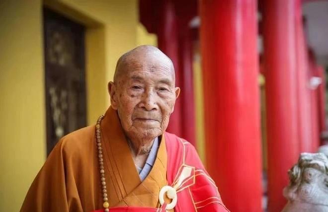 寂祥大和尚名印云字寂祥，是明代博山无异元来禅师曹洞宗博山系第十四世孙，九十三岁圆
