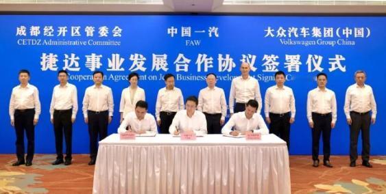 “人多好办事儿”的群狼战术还是“一个核心的集中力量办大事儿”，这个问题中国品牌汽