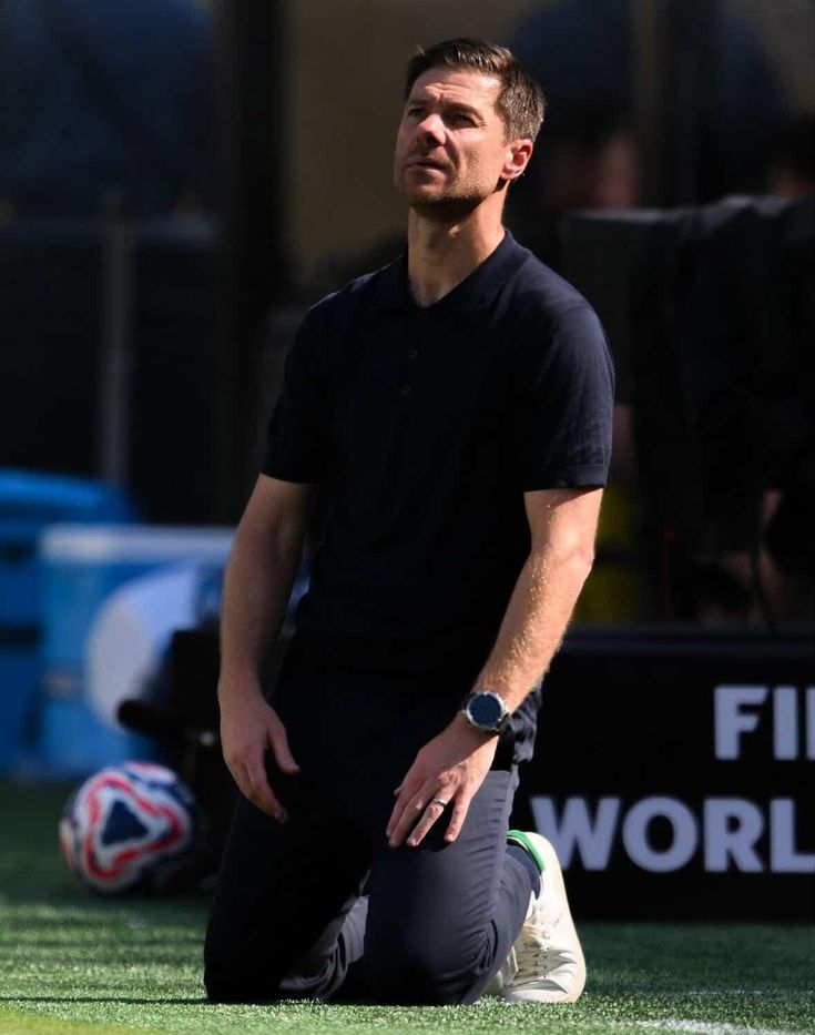 哈维·阿隆索目前不会被解雇。他将执教球队迎战阿拉维斯。皇马