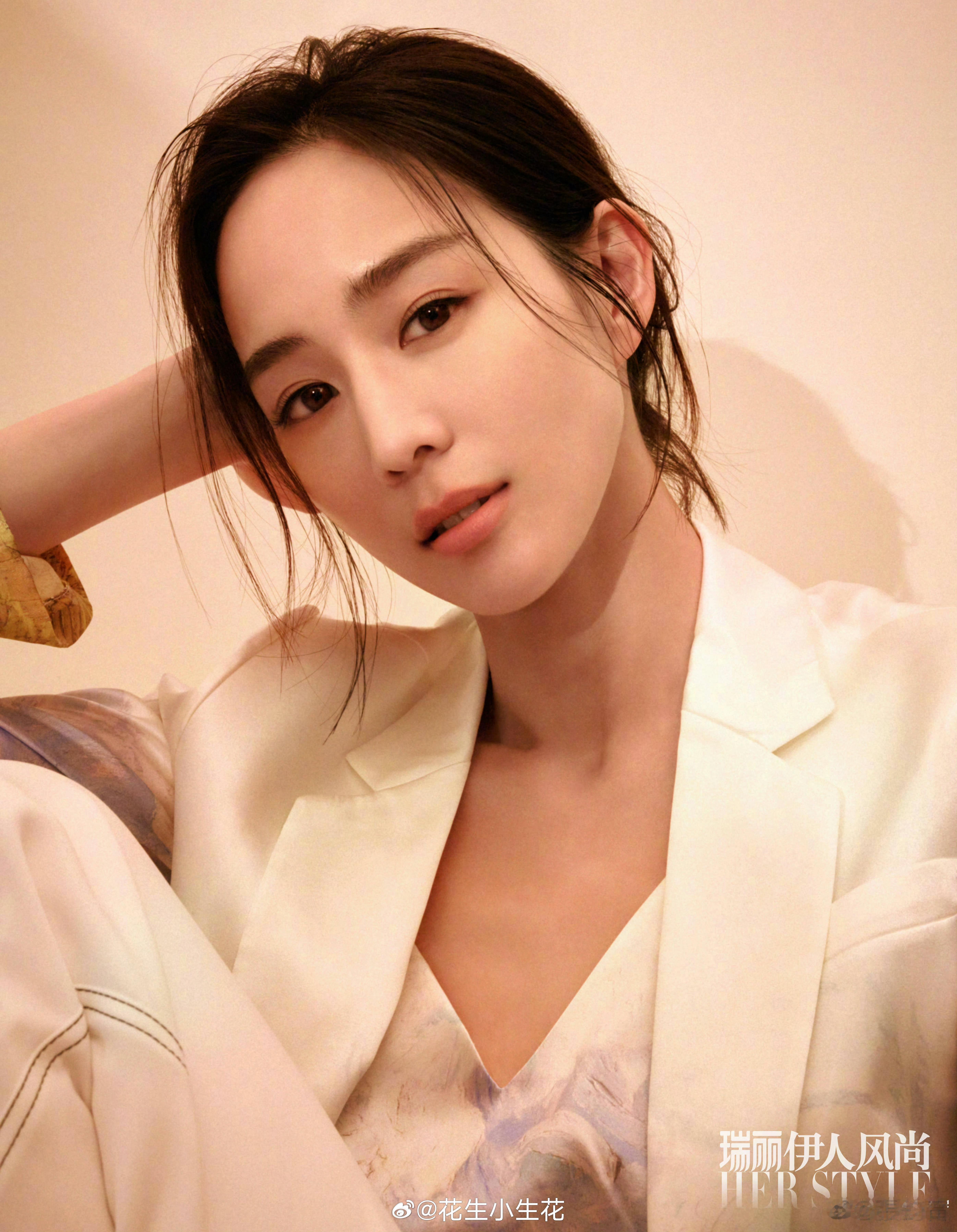 🐧电视剧《巫峡观山》无锡开机主演：潘粤明、张钧甯、姜超、耿乐导演：蔡岳勋开机时
