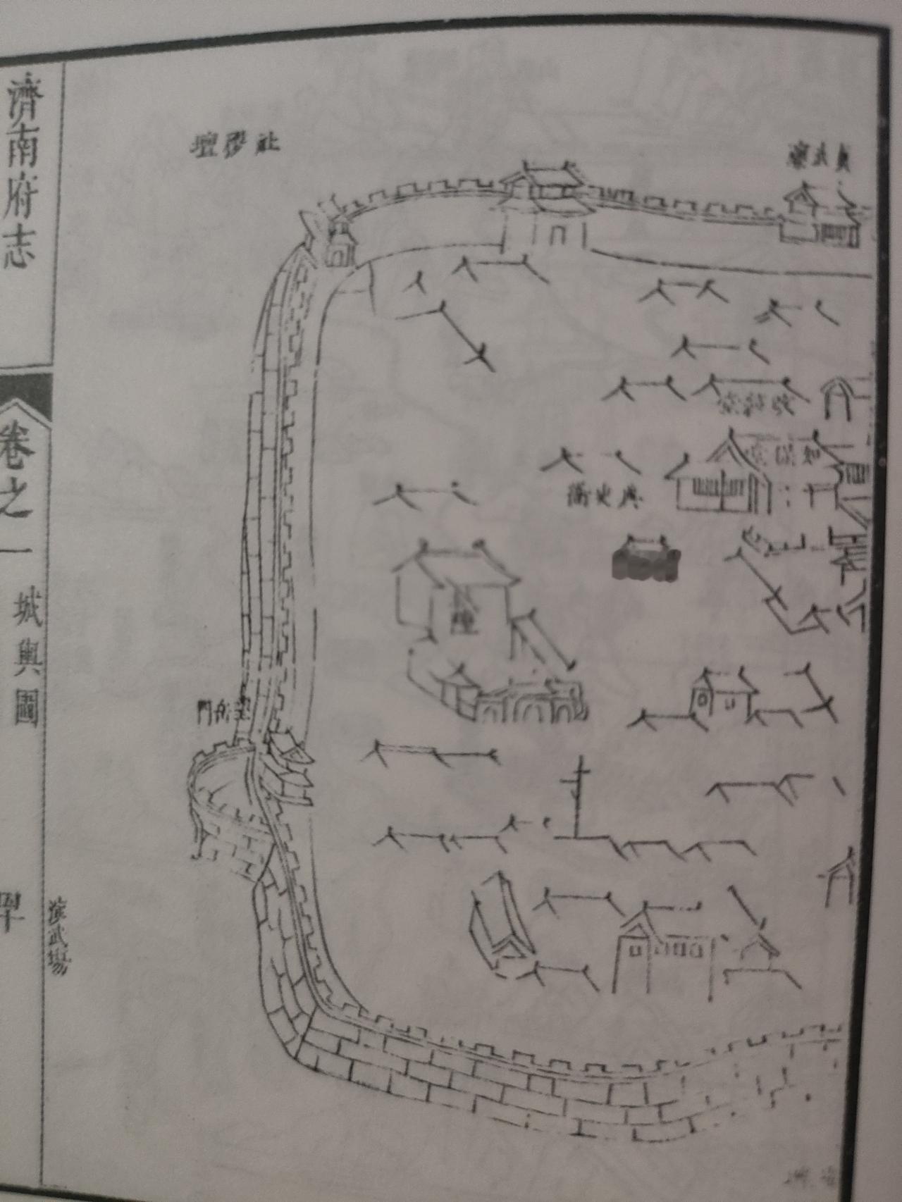 《康熙济南府志》始于康熙二十九年，成于三十一年，那时的莱芜，还是济南府泰安州辖下