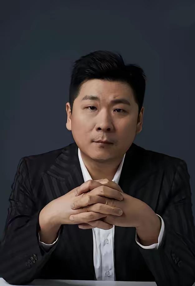 刘翔鹏这事处理结果出来了，可不少网友心里冒出三个实实在在的疑问。
​​现在的处理