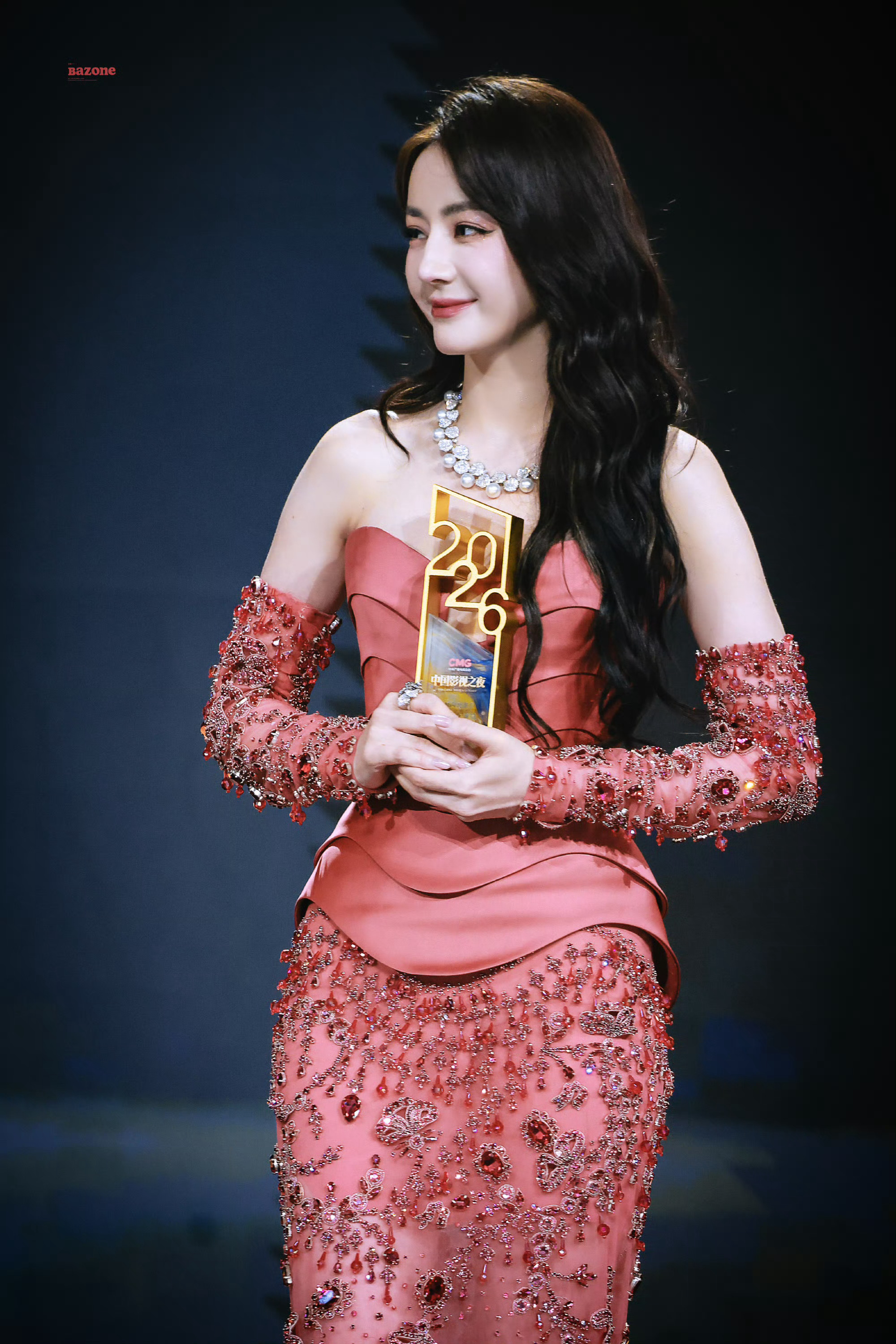 迪丽热巴获最佳电视剧女演员恭喜迪丽热巴也恭喜利剑玫瑰🌹实至名归的奖 