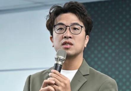 沈伯洋谎话连篇，为何还能掀起所谓“洋流”？说实话，当前的沈伯洋比蔡英文力捧的陈时