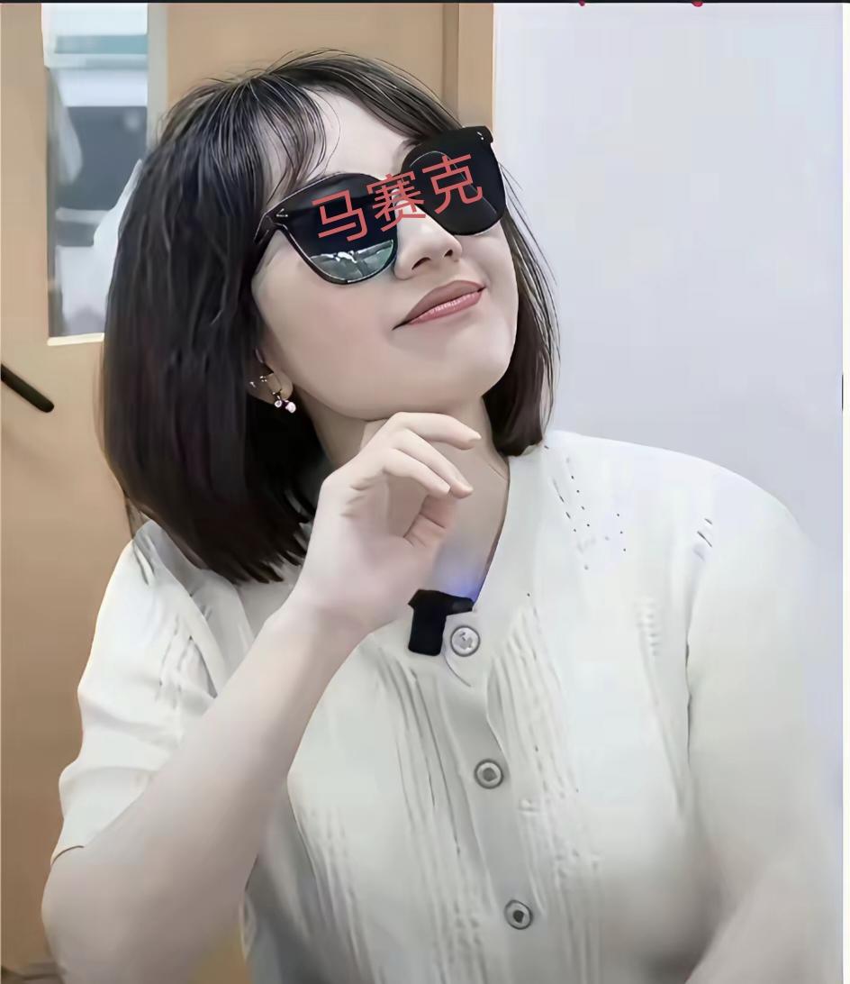 湖南医院17分钟的沙发视频一路凯歌冲上热门。之所以如此劲爆，有五个话题。

一是