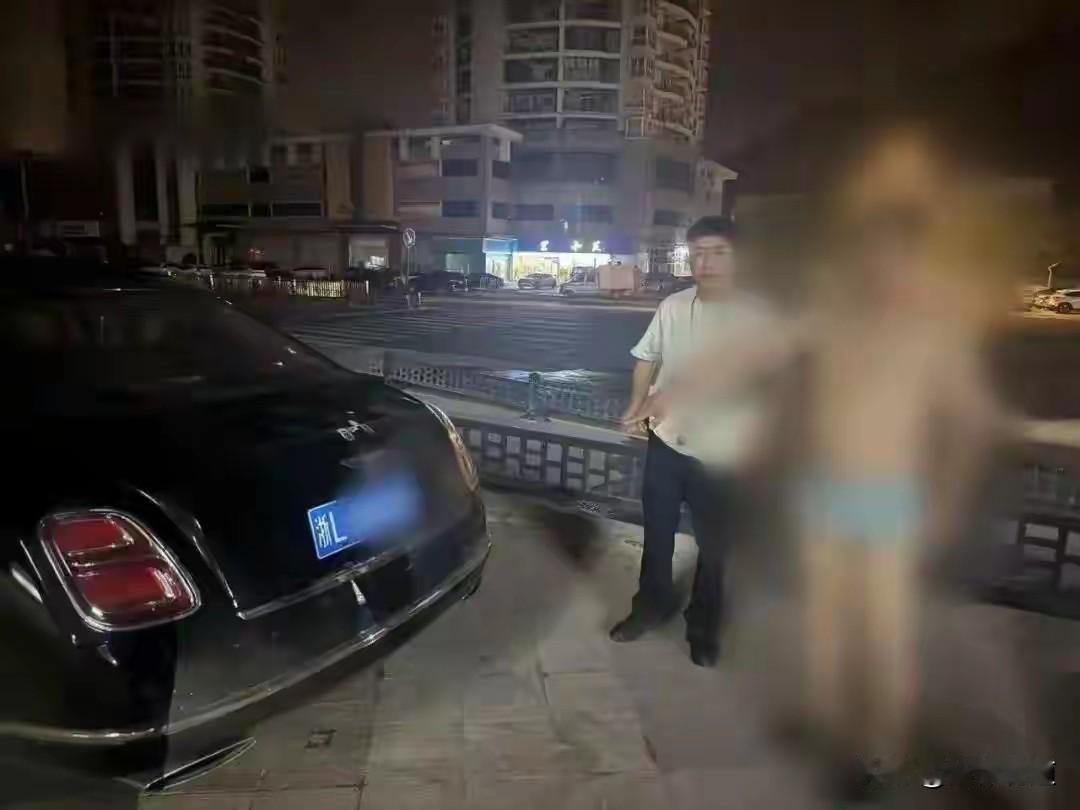 被偷走价值三十万的金条和手表，施主直呼“还好偷走的是最不值钱的”！原来失窃的宾利