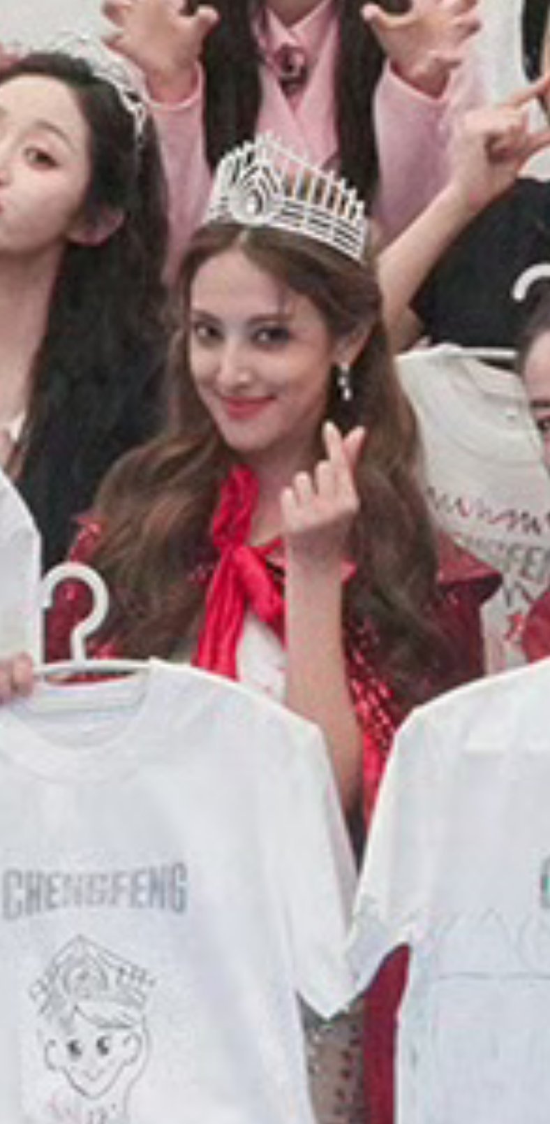 陈凯琳复刻港姐造型 陈凯琳当年可是双料港姐冠军🏆，复刻港姐造型依然很漂亮！陈凯