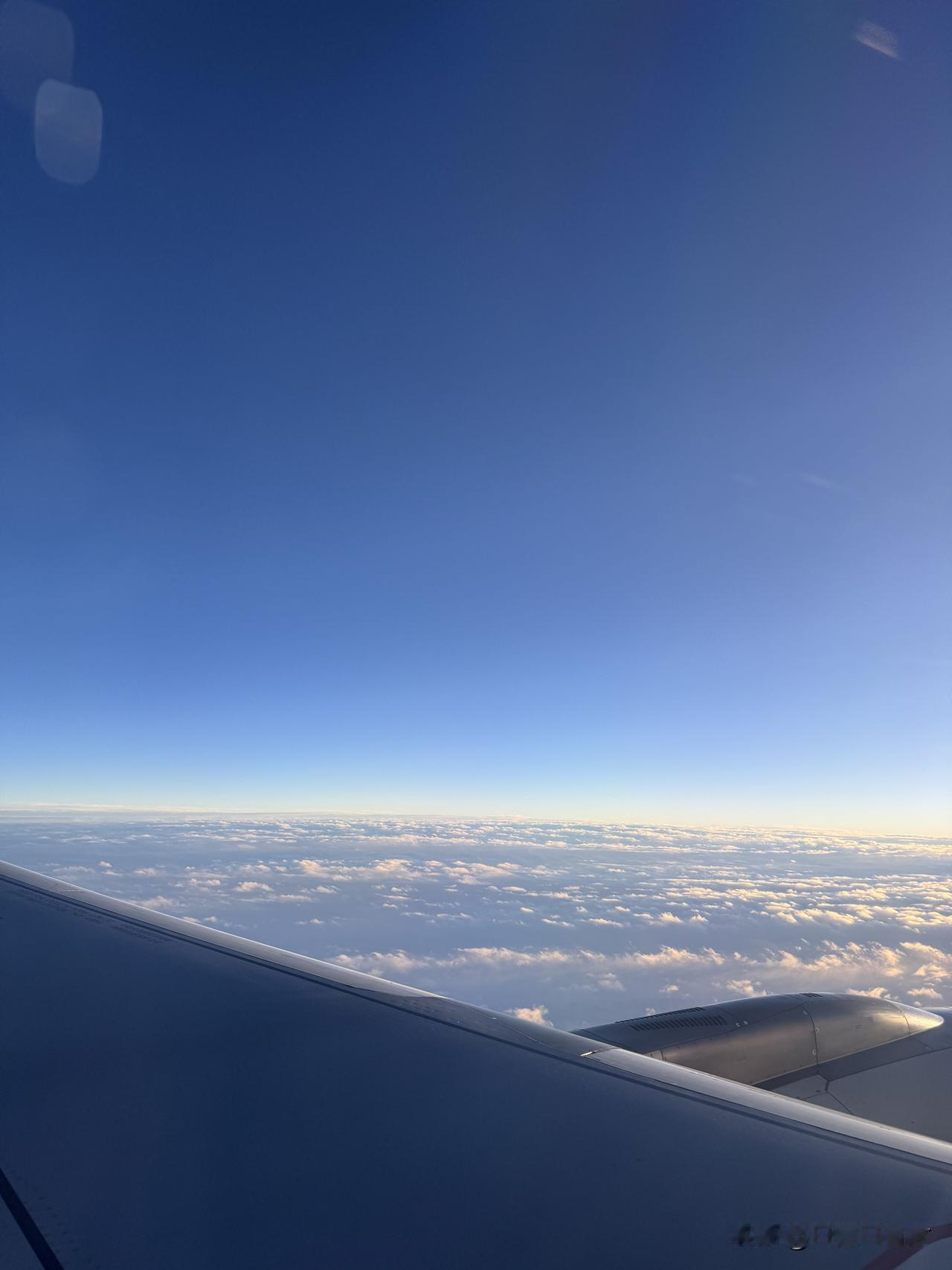 沟通很重要，但是沟通的前提是彼此尊重和理解。

一般人认为只要多沟通就没有问题。