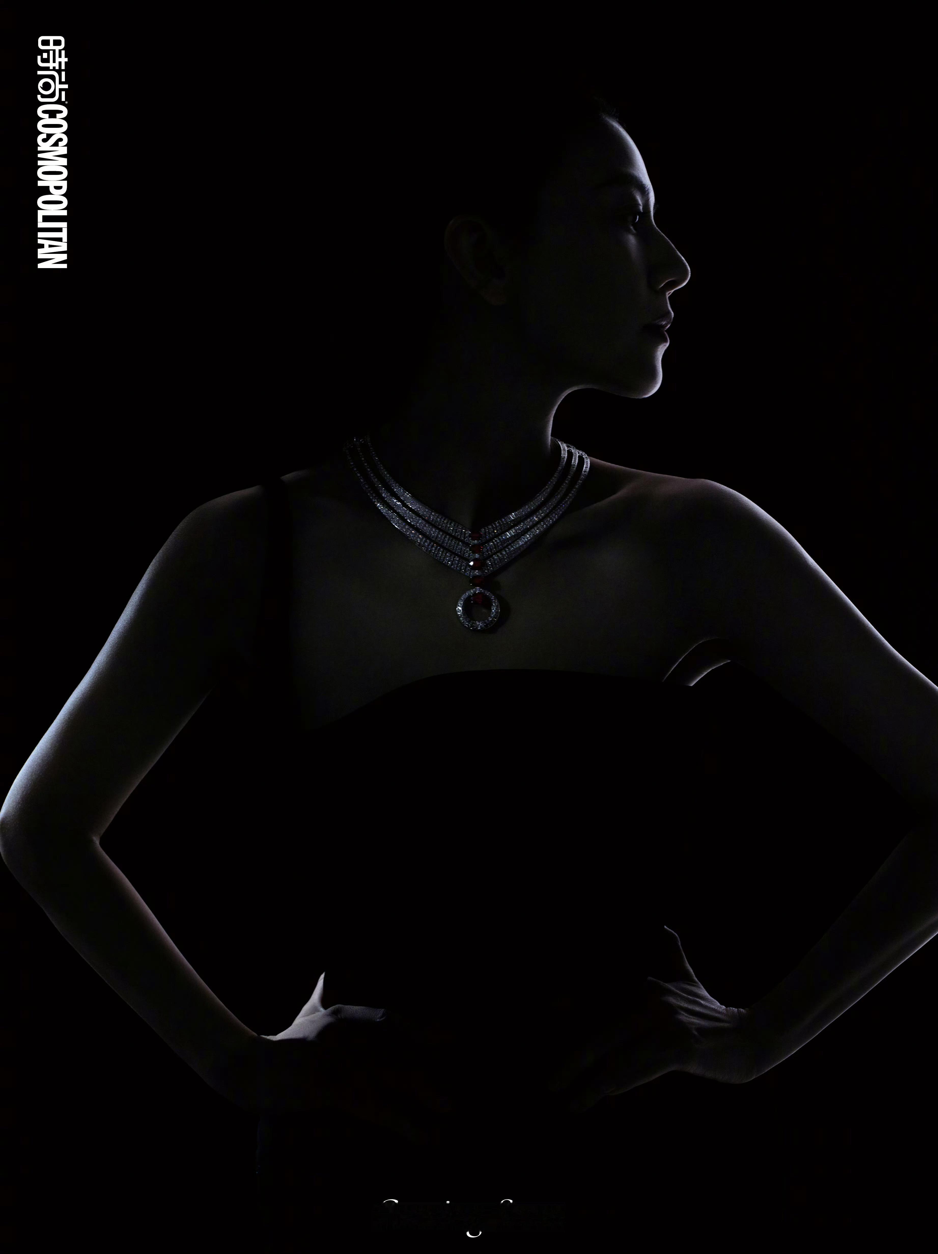 时尚 COSMO December 2024 Preview哇哦 ，COSMO 