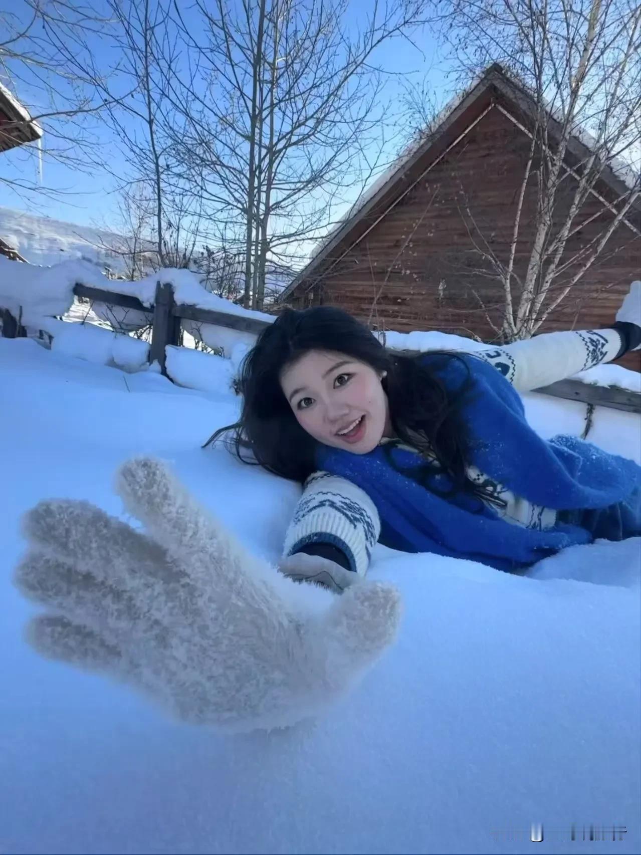 大七座头等舱轻奢双湖8日
雪舞阿勒泰，淞挂枝头，景醉人心。
📍喀纳斯·12月1