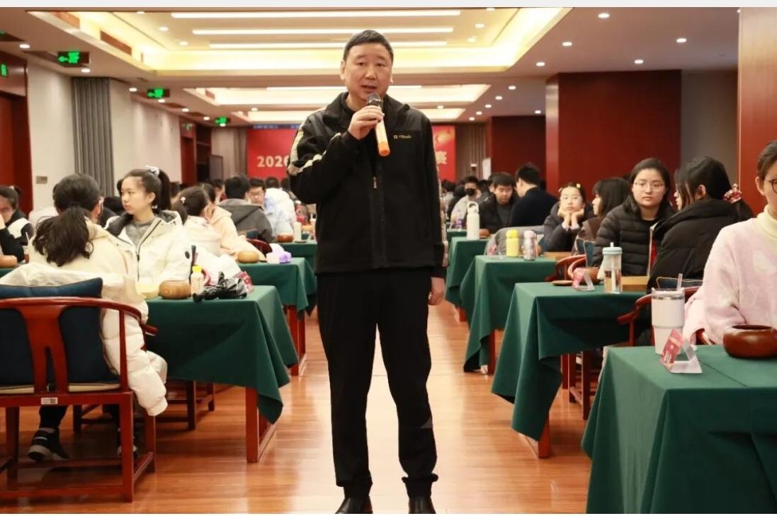 围棋大考~
2026国家队选拔赛
30人首日保持全胜
段博尧免选拔直入


元旦