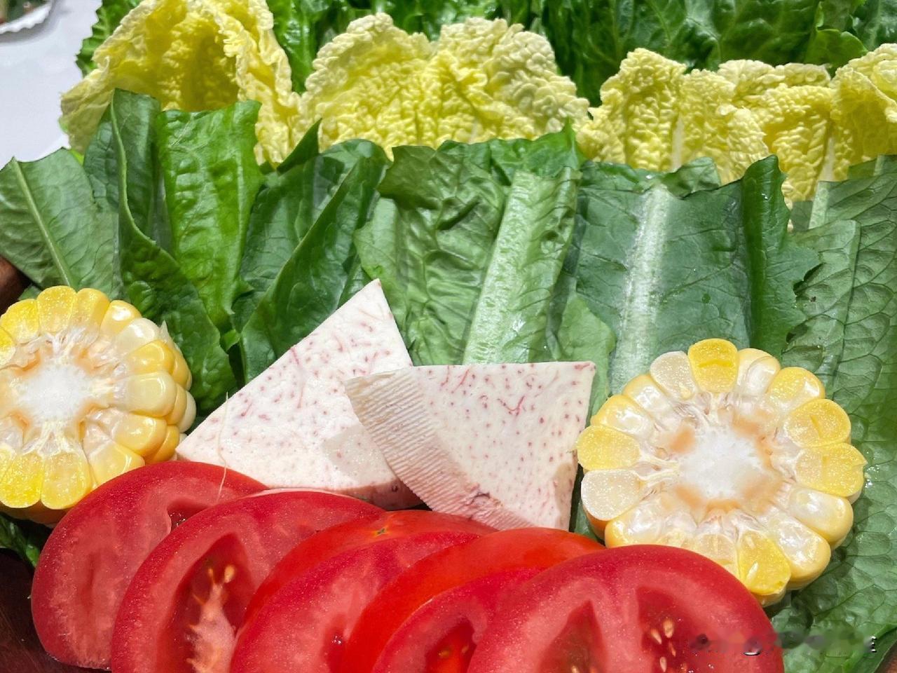 生吃蔬菜的好处

1. 营养保留更完整：烹饪（尤其是高温水煮）容易破坏蔬菜中的水